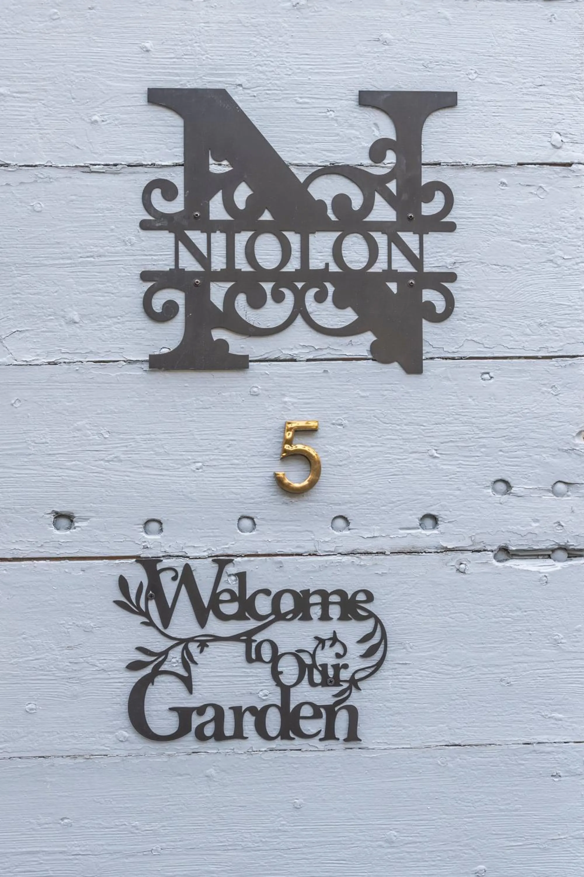 Property logo or sign in ADIRA Marseille Montgrand 2 étoiles