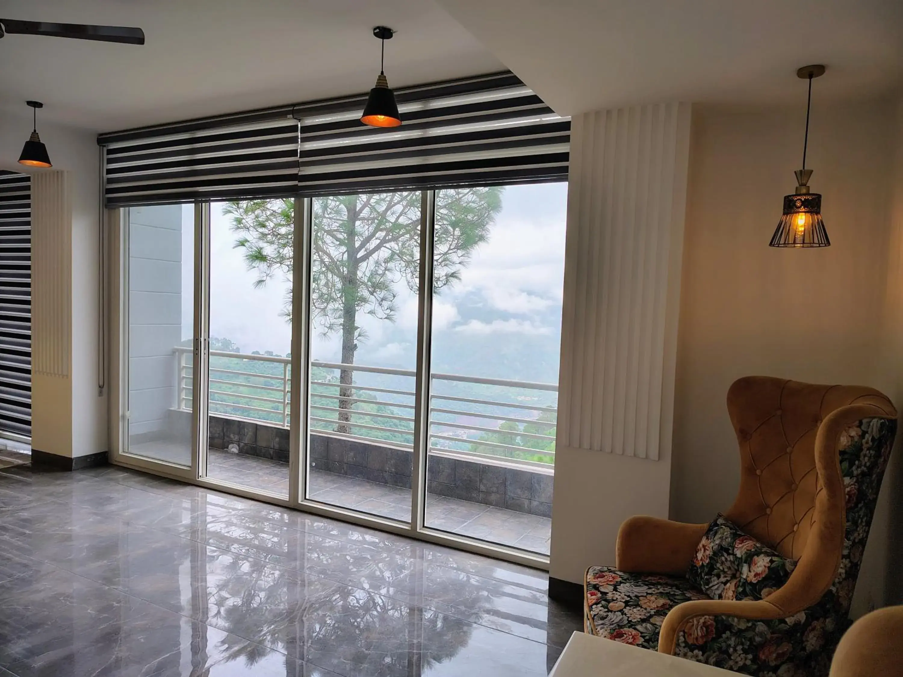 Living room in Pihu's Nest Kasauli Living room in Pihu's Nest Kasauli