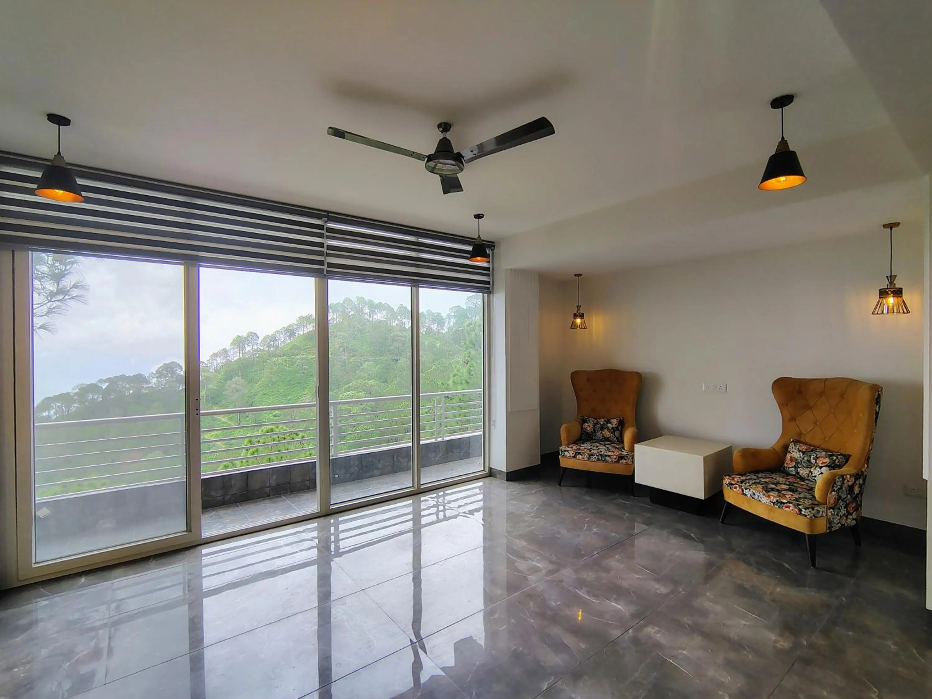 Living room in Pihu's Nest Kasauli