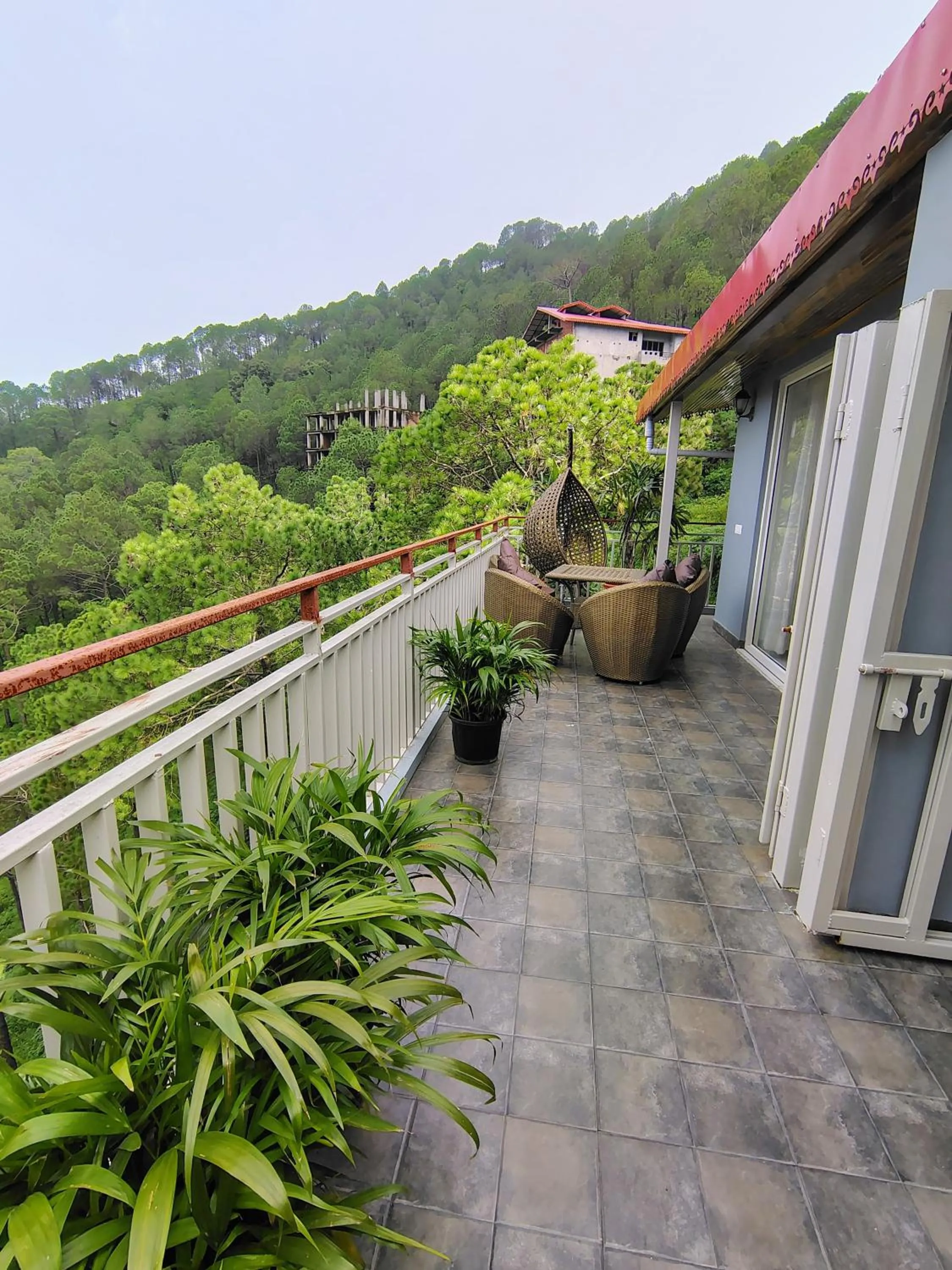 Balcony/Terrace in Pihu's Nest Kasauli