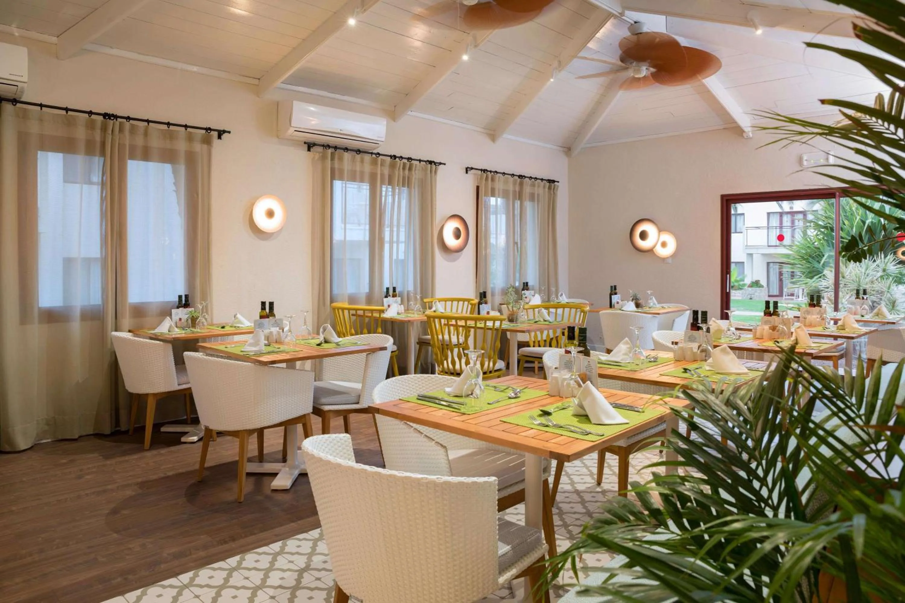 Lobby or reception in Alua Suites Fuerteventura - All Inclusive