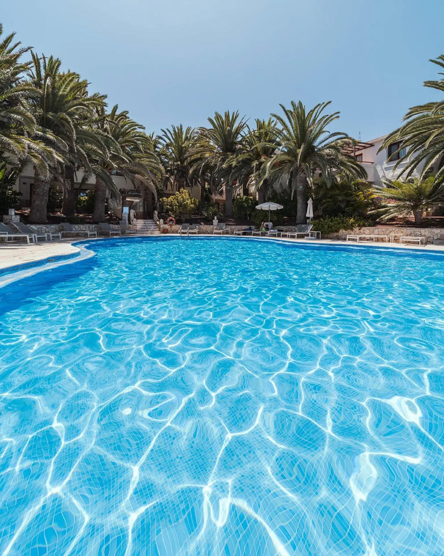 Swimming pool in Alua Suites Fuerteventura - All Inclusive Swimming pool in Alua Suites Fuerteventura - All Inclusive