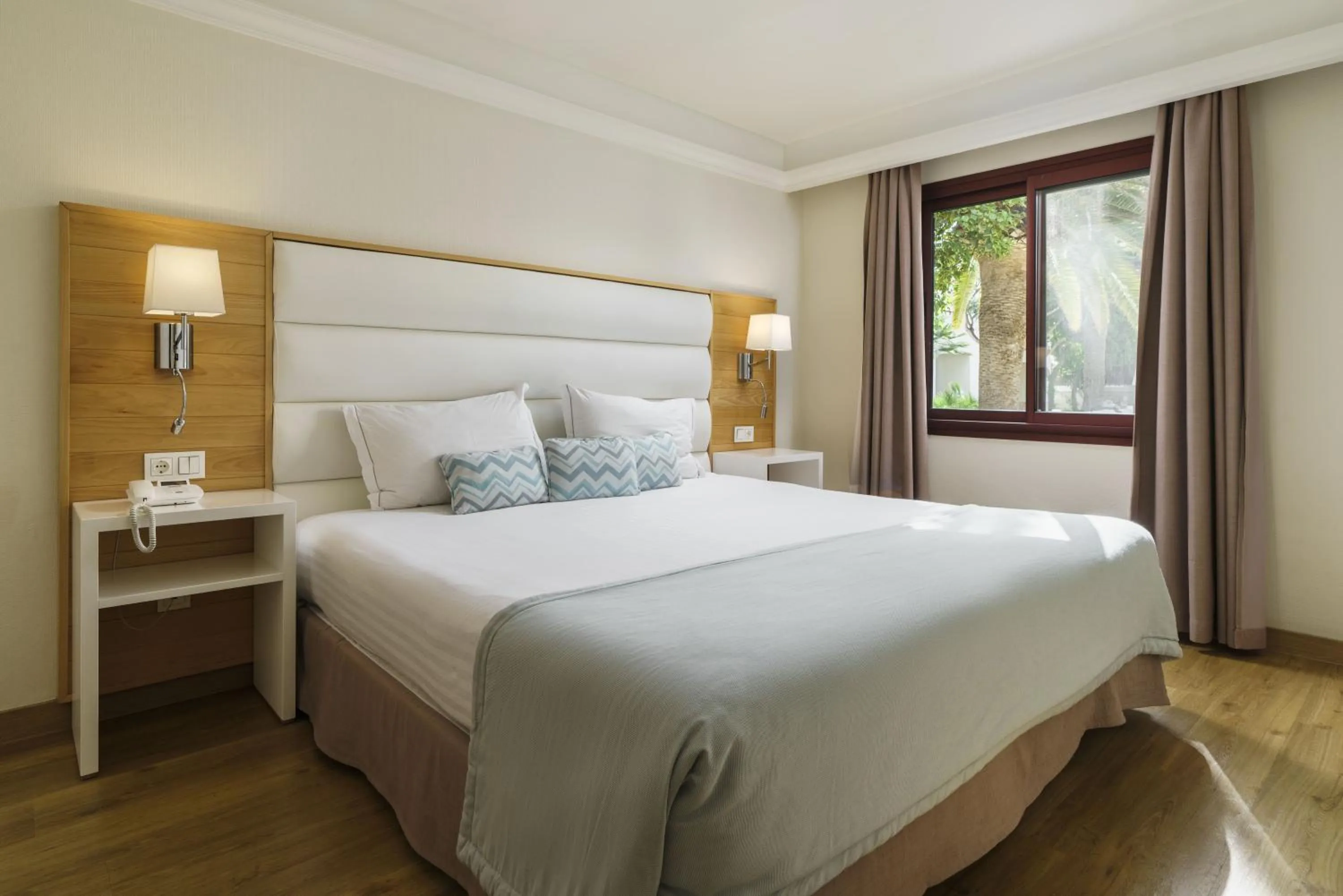 Bedroom, Bed in Alua Suites Fuerteventura - All Inclusive