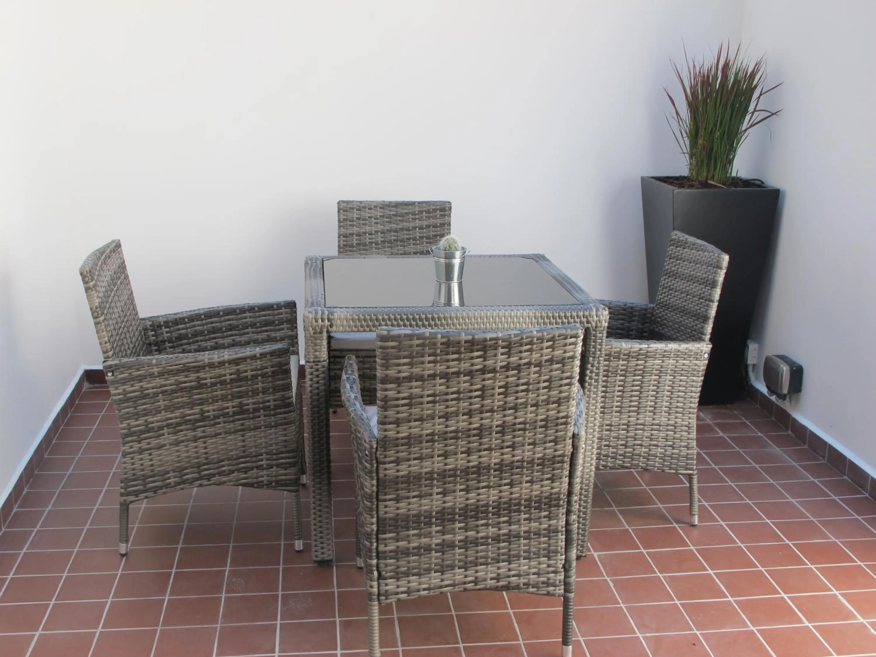 Garden in Alhambra Hotel