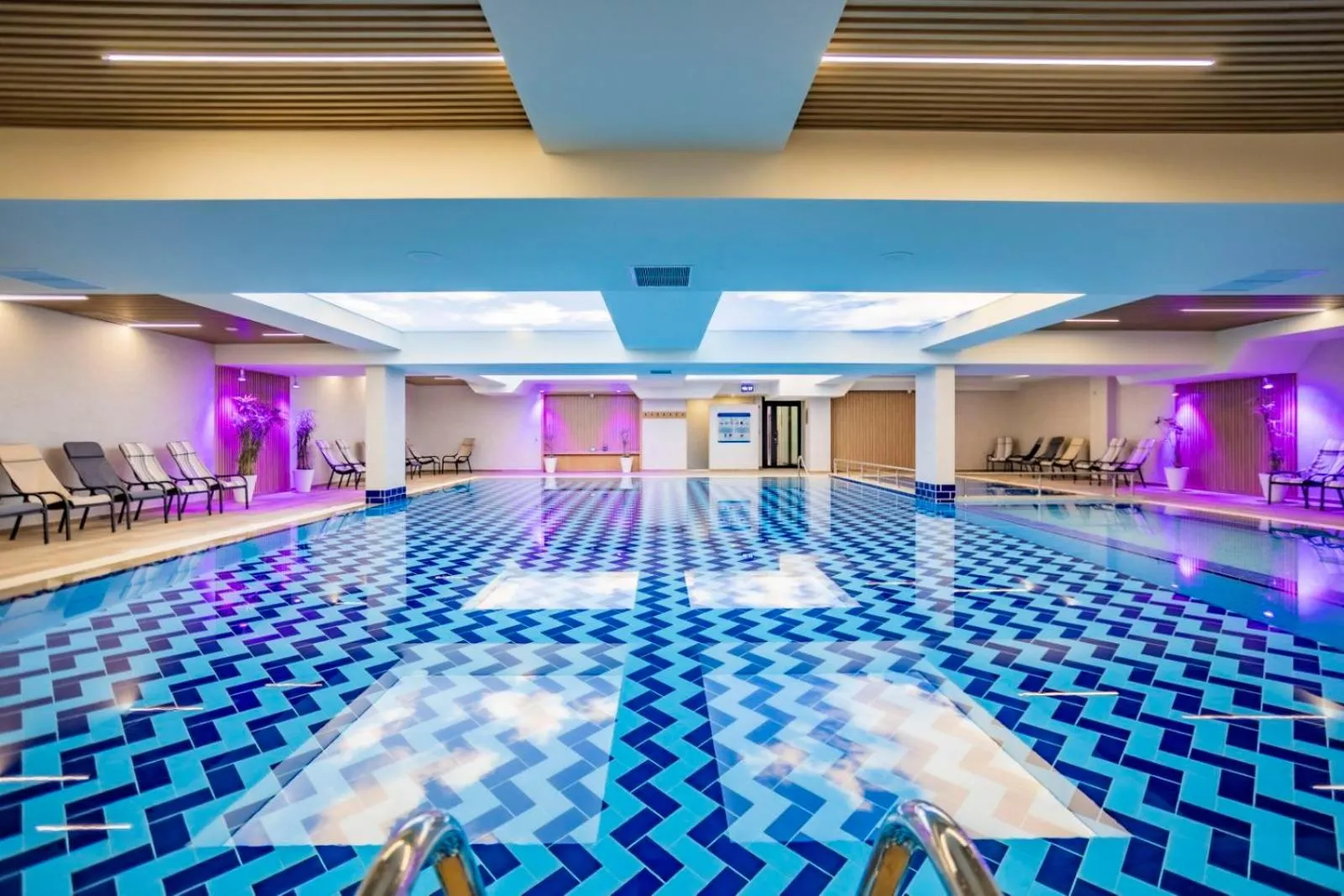 Swimming pool in Natura All Seasons Boutique Hotel