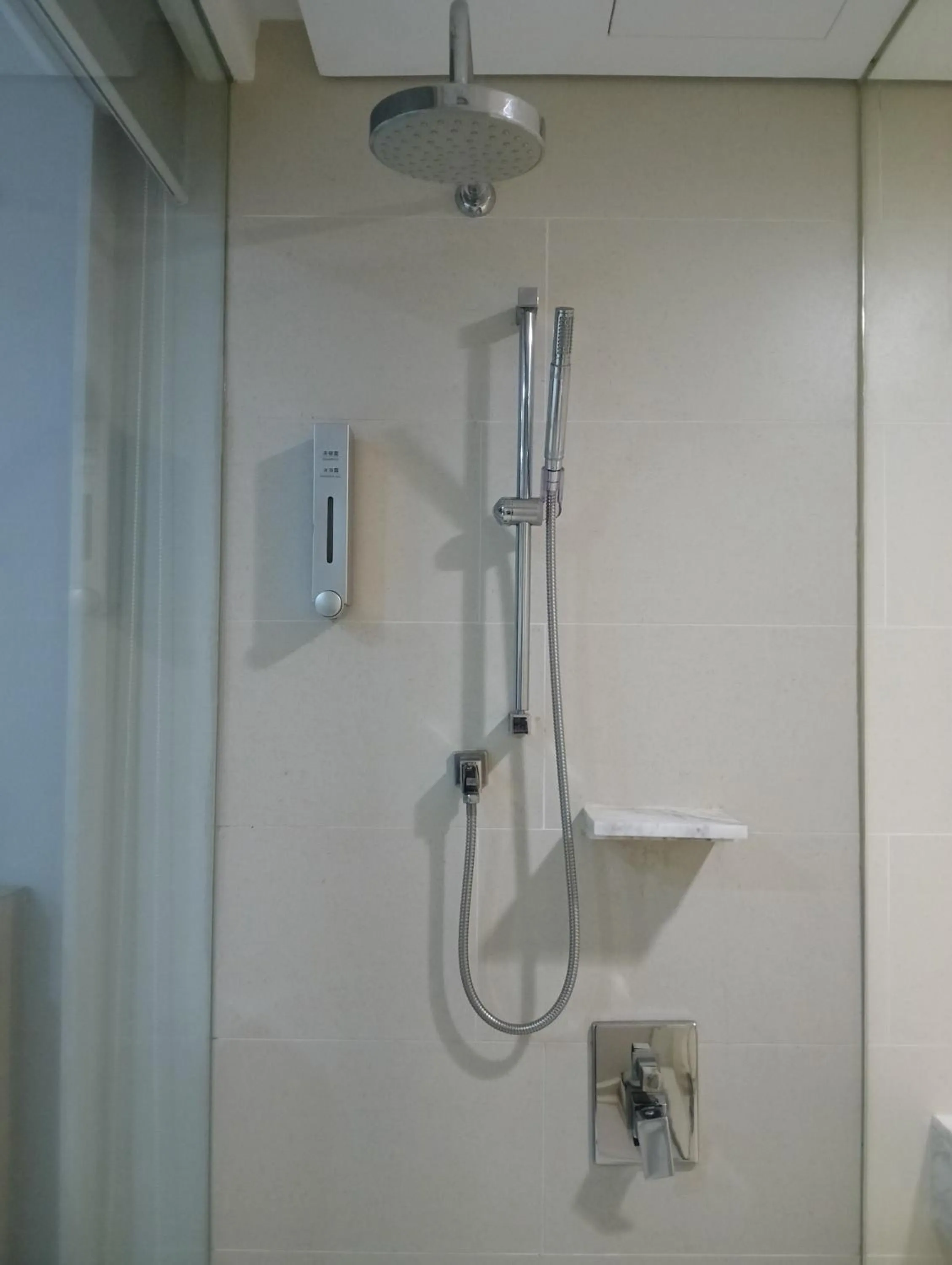 Shower in The Straits Suites by Ciconia