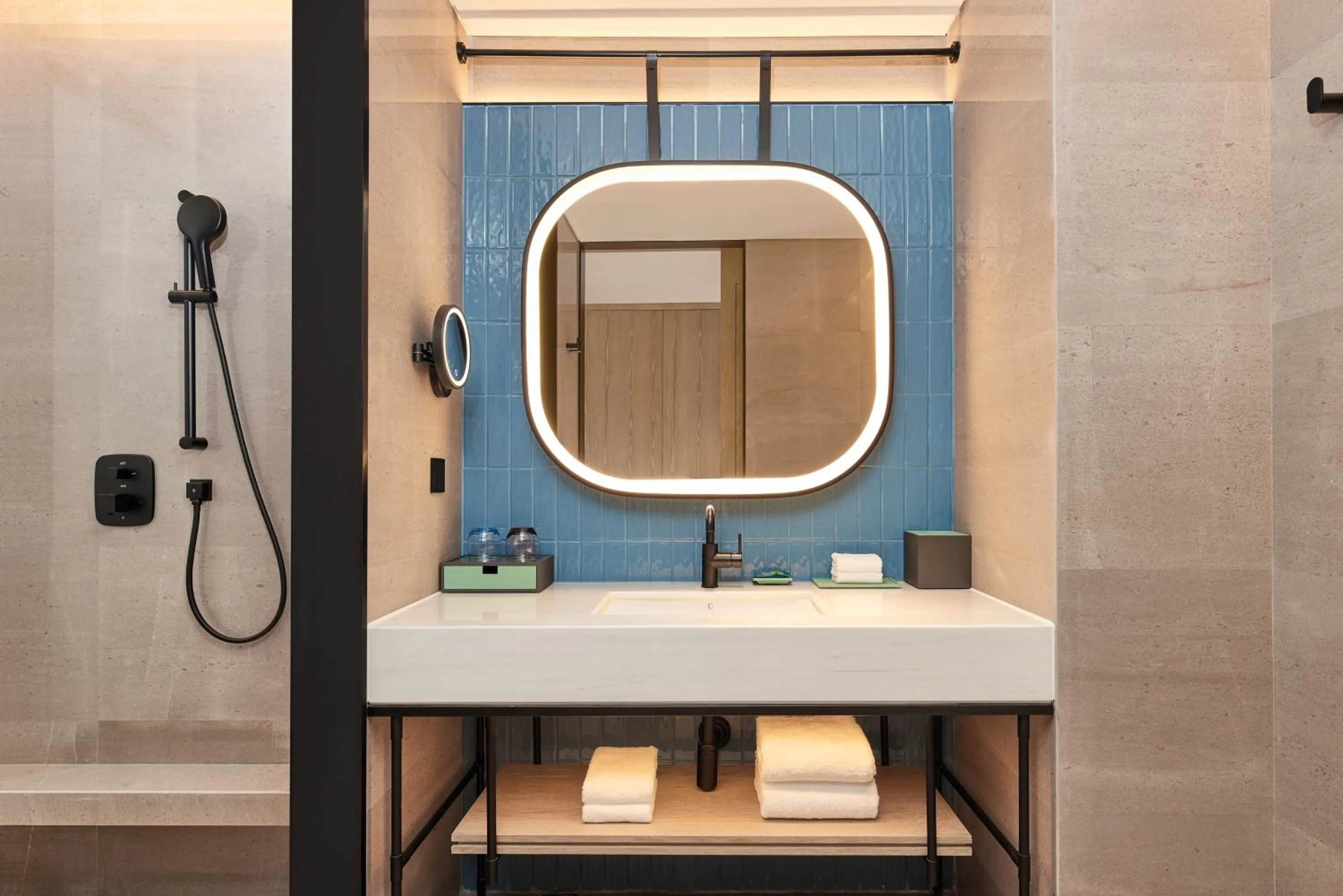 Bathroom in Four Points by Sheraton Shanghai Fengjing