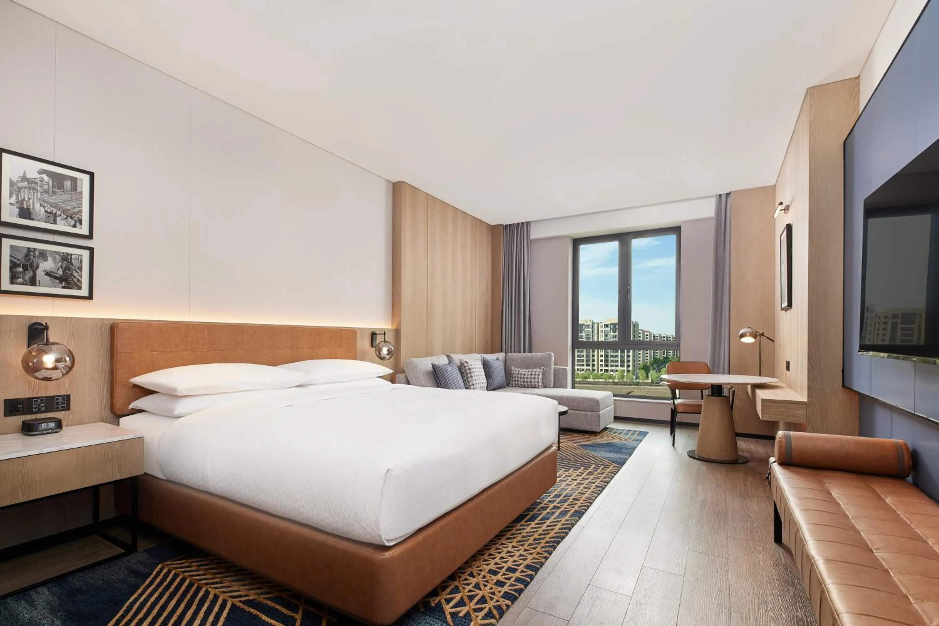 Bedroom, Bed in Four Points by Sheraton Shanghai Fengjing