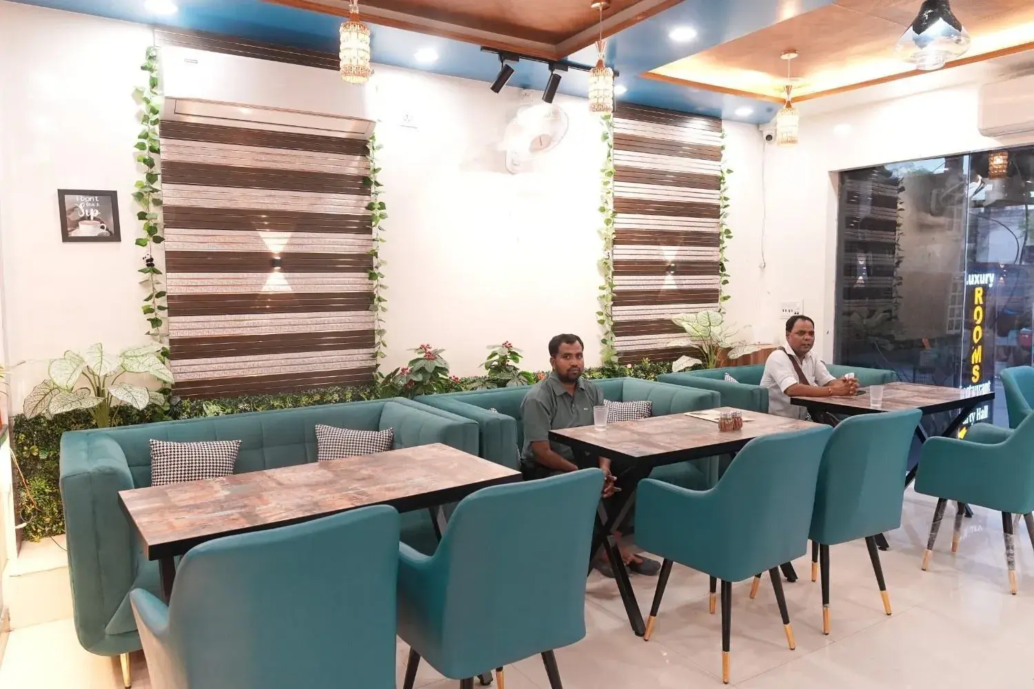 Restaurant/places to eat in Hotel Hari Kripa Dham Near Prem Mandir By HRG Restaurant/places to eat in Hotel Hari Kripa Dham Near Prem Mandir By HRG