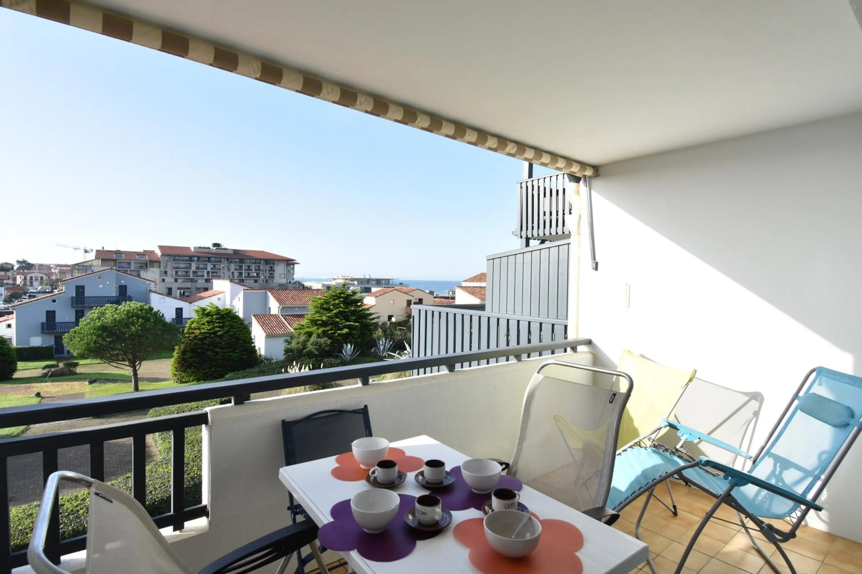 Résidence Les Terrasses de Notre Dame, bel appartement avec vue sur l'entrée du port