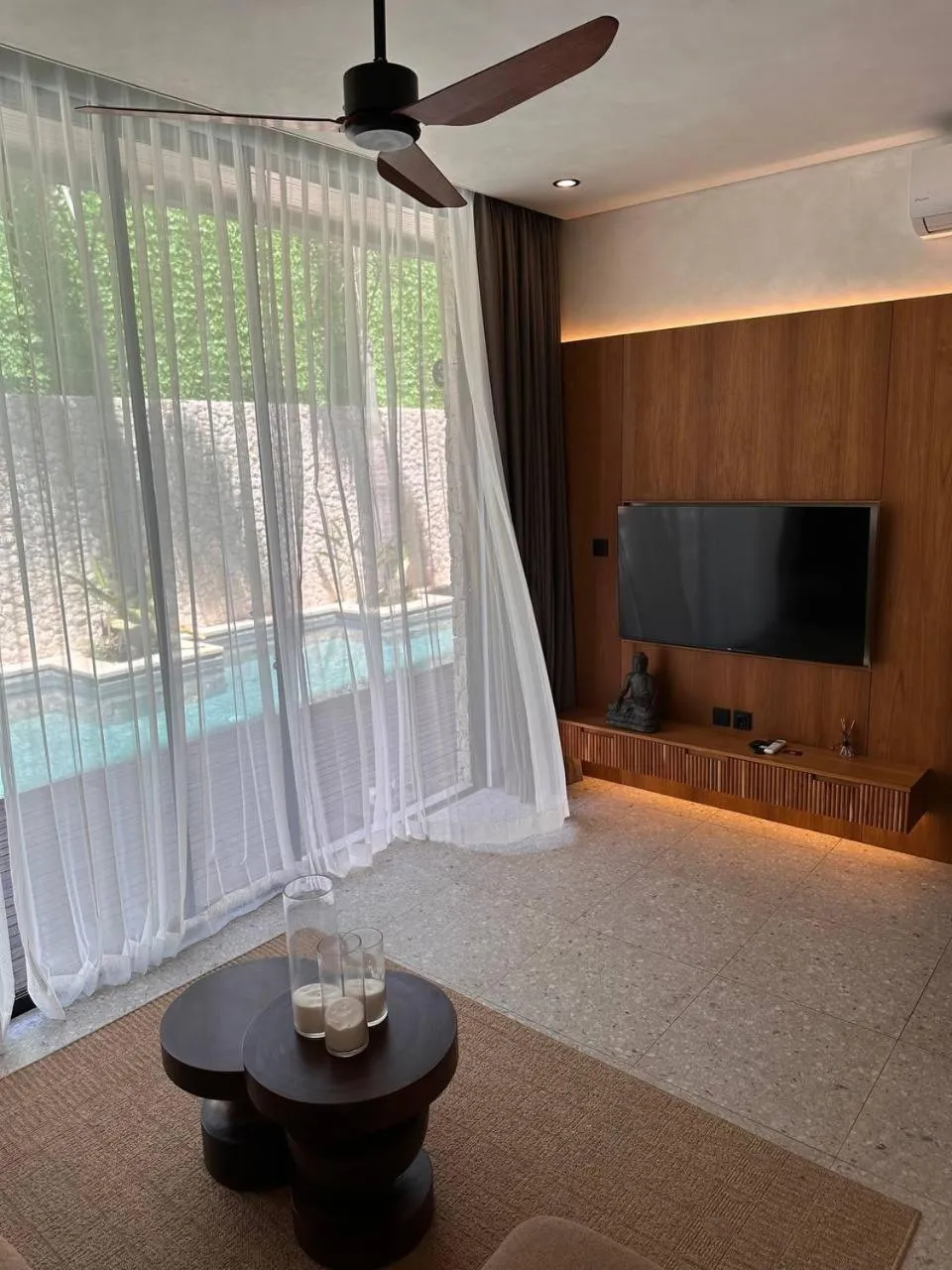Communal lounge/ TV room in Rahya Villas Complex