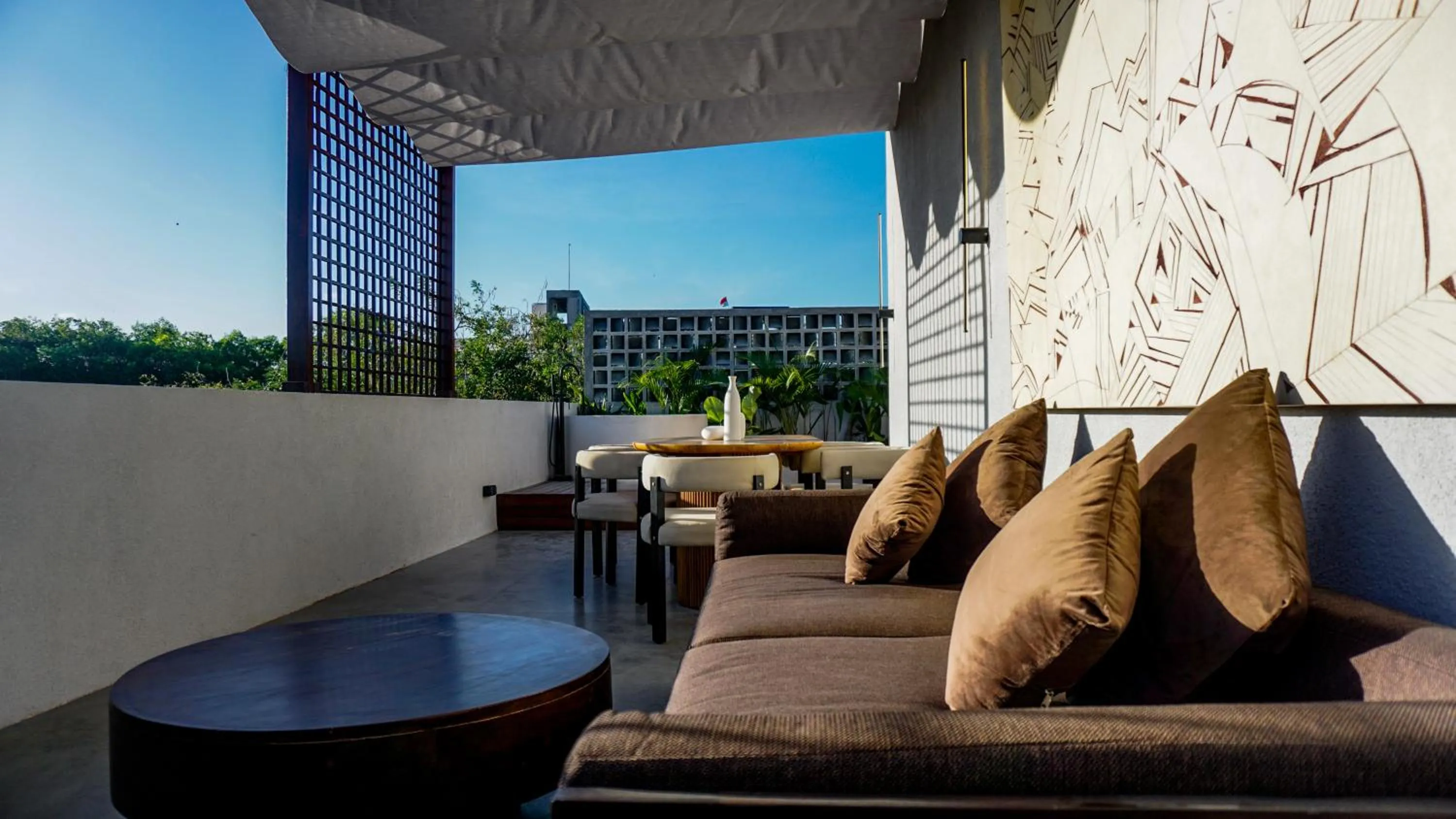 Day in Rahya Villas Complex