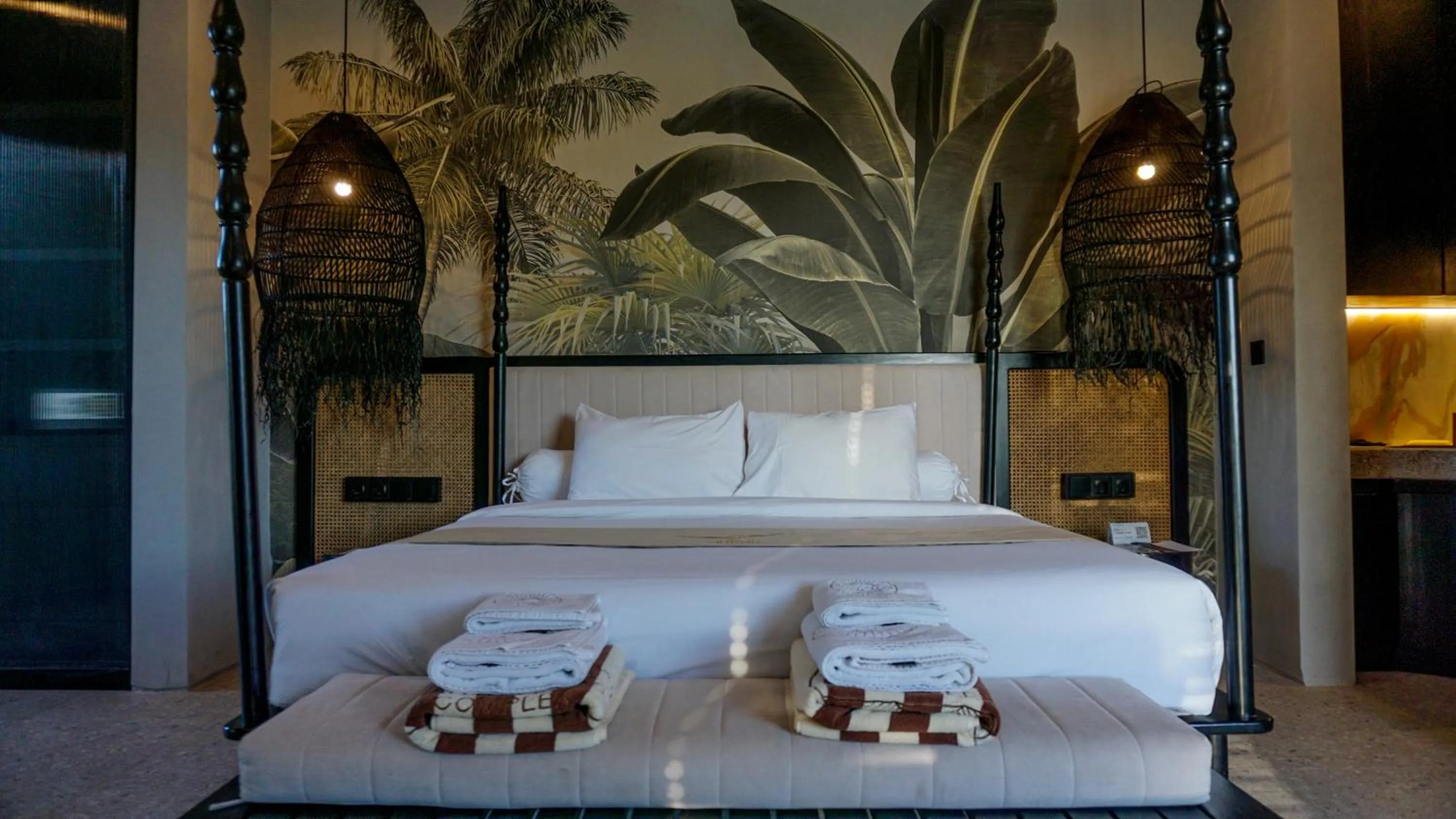 Bed in Rahya Villas Complex