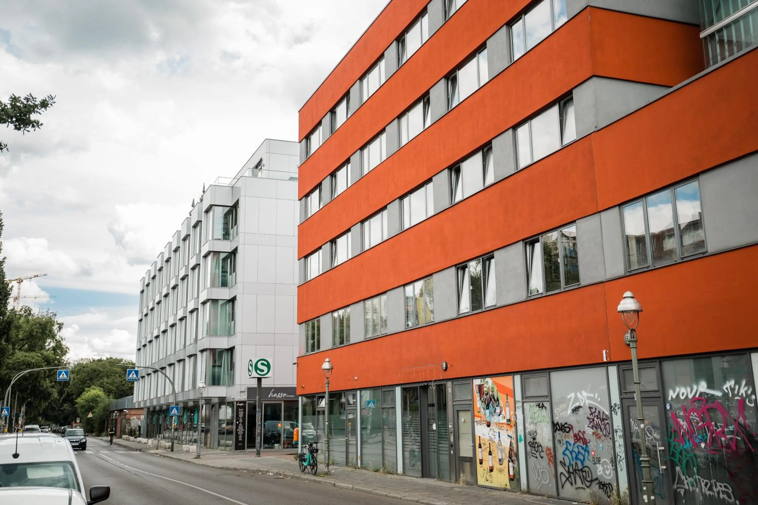 Property building in Apartmenthaus Berlin Neukölln