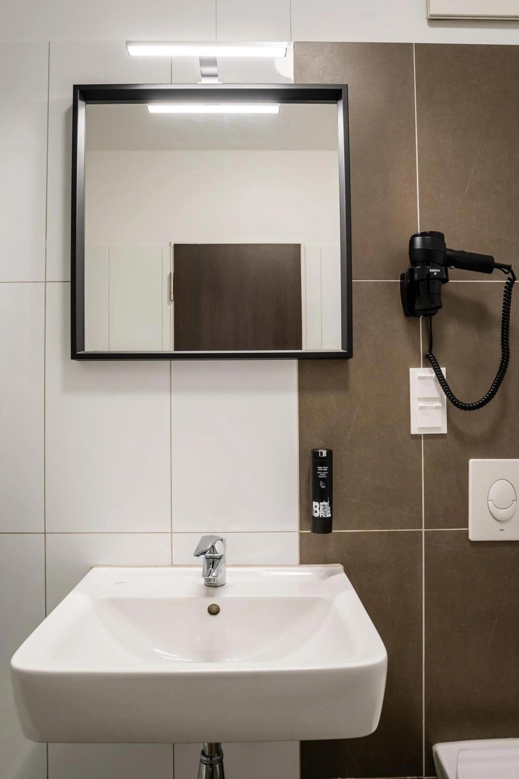 Bathroom in Apartmenthaus Berlin Neukölln