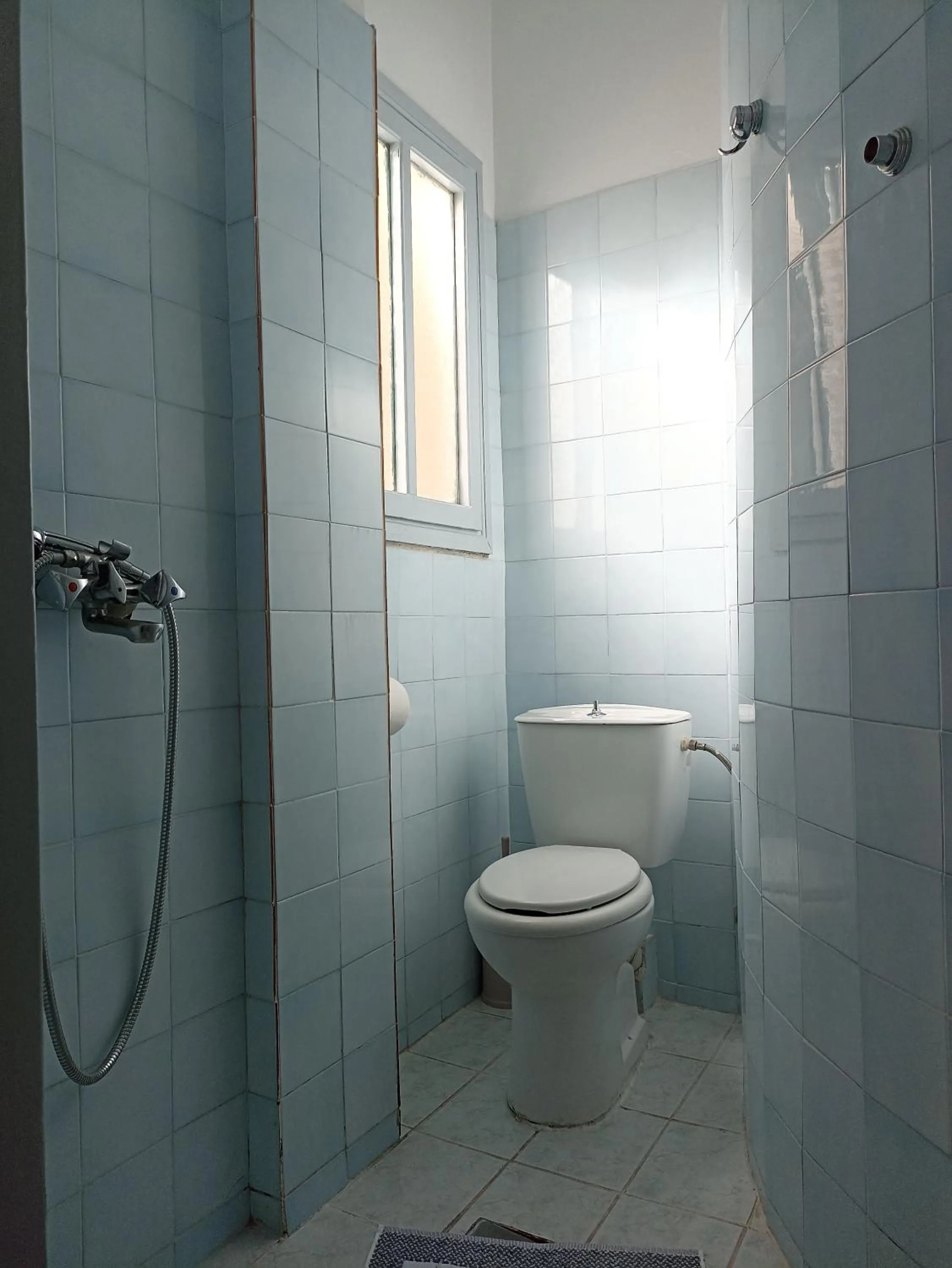 Bathroom in Elite Hotel