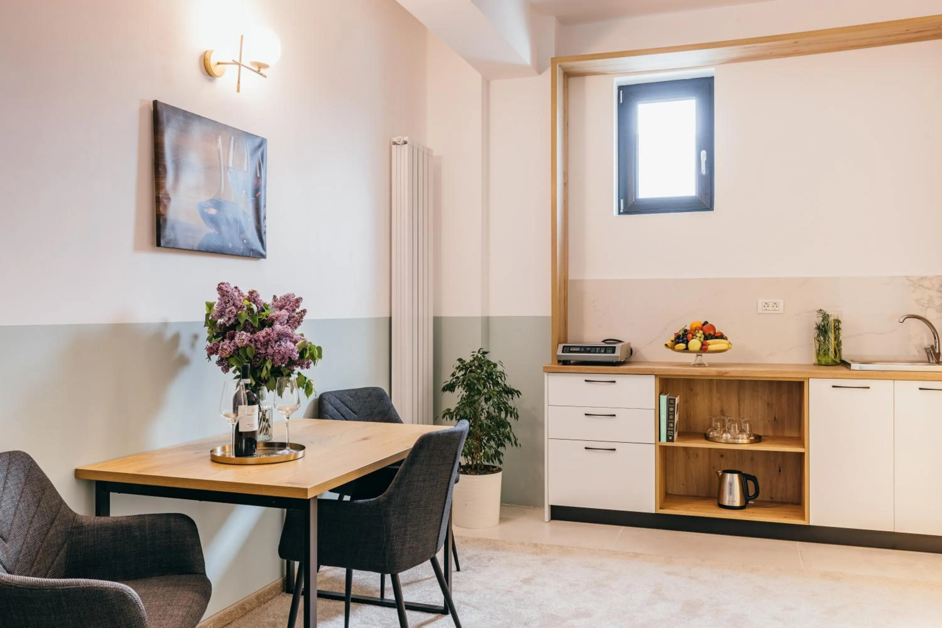 Kitchen or kitchenette in HOTEL AGORA Mures