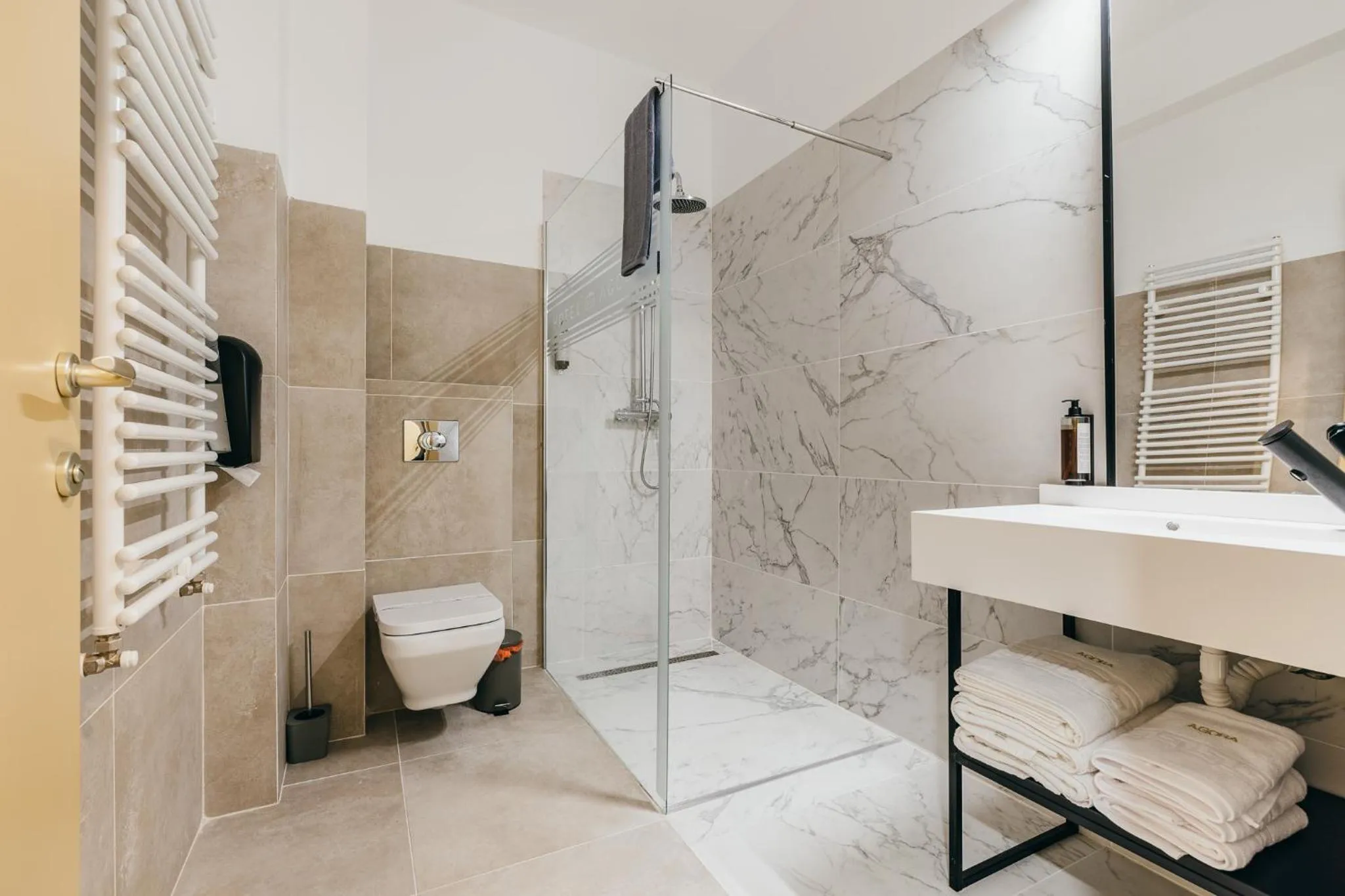 Bathroom in HOTEL AGORA Mures