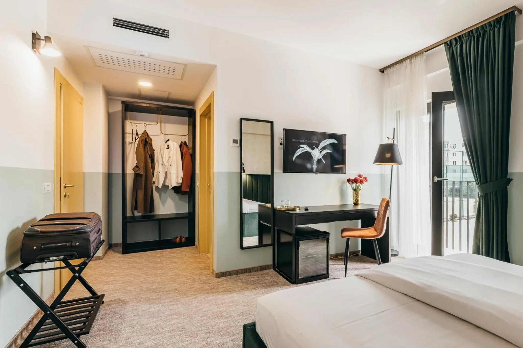 Photo of the whole room, Bed in HOTEL AGORA Mures