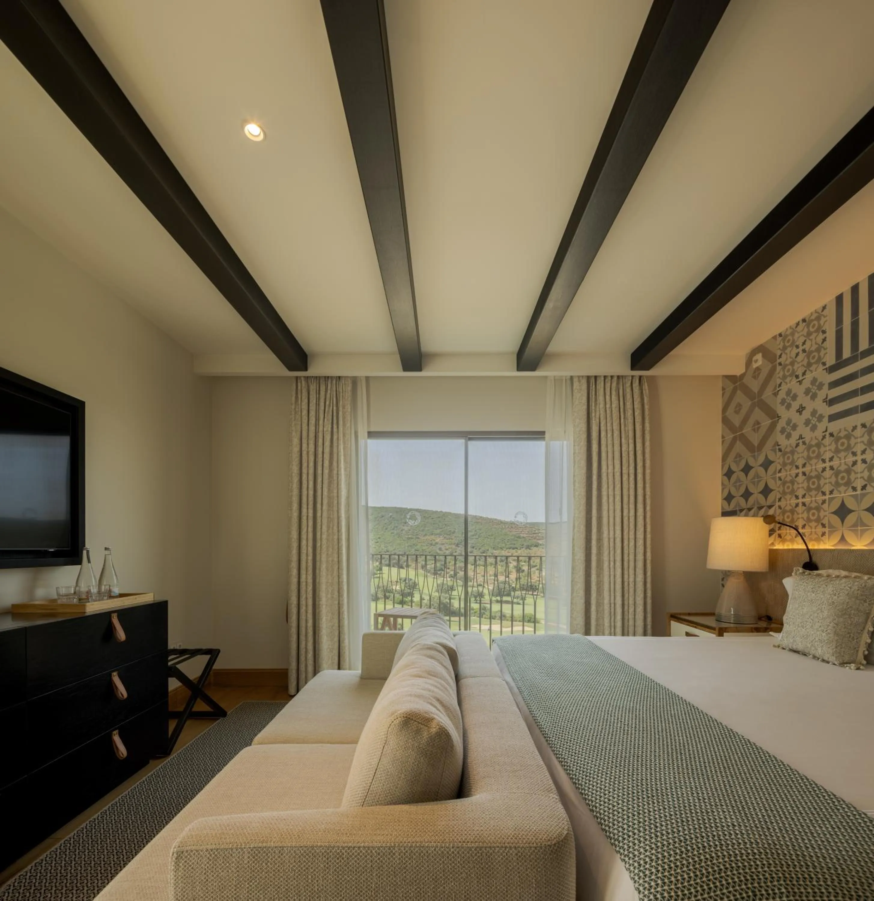 Bedroom, Bed in Viceroy at Ombria Algarve