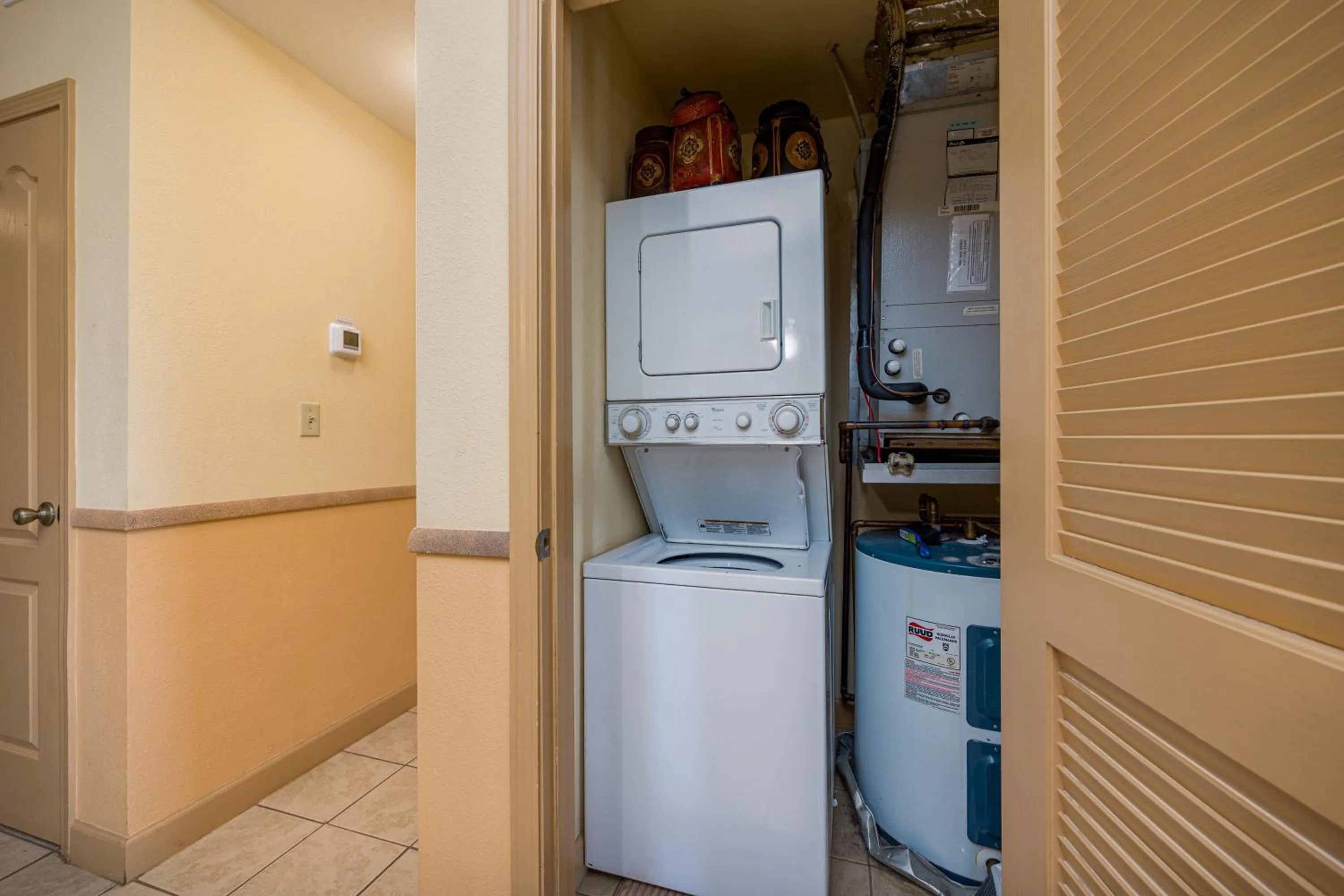 Mountain View Condo 1205 by Eden Crest