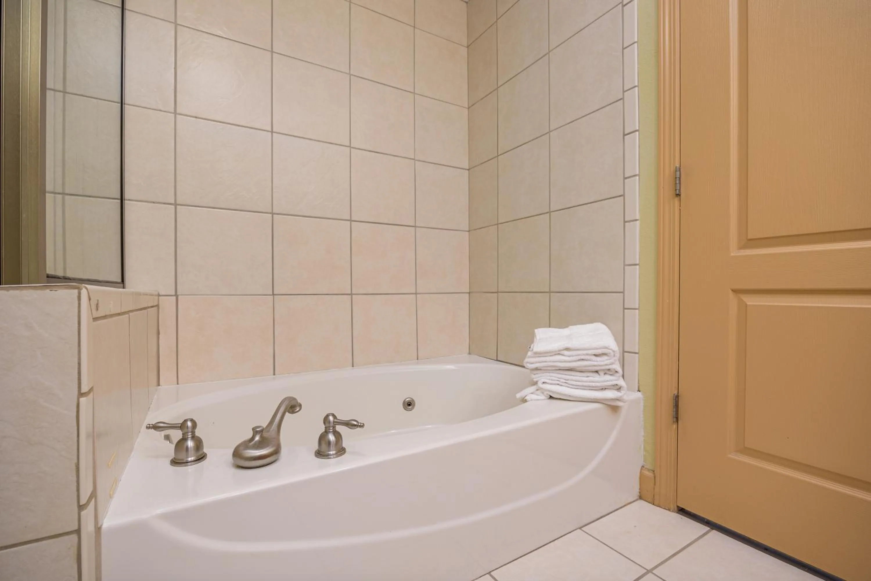 Mountain View Condo 1205 by Eden Crest