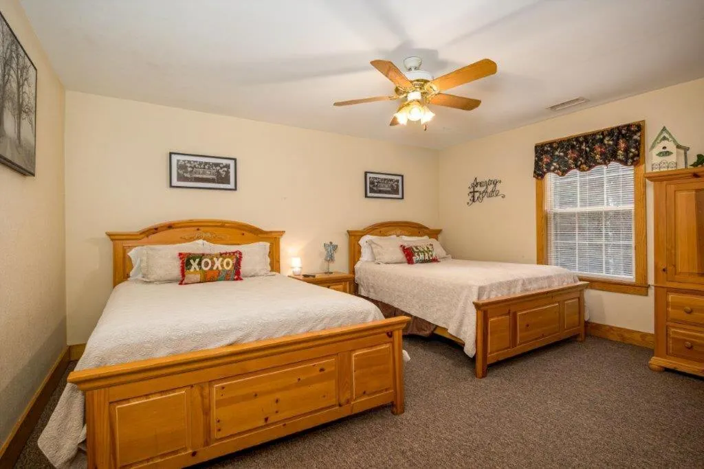 Bed in Briarstone Lodge Condo 13C