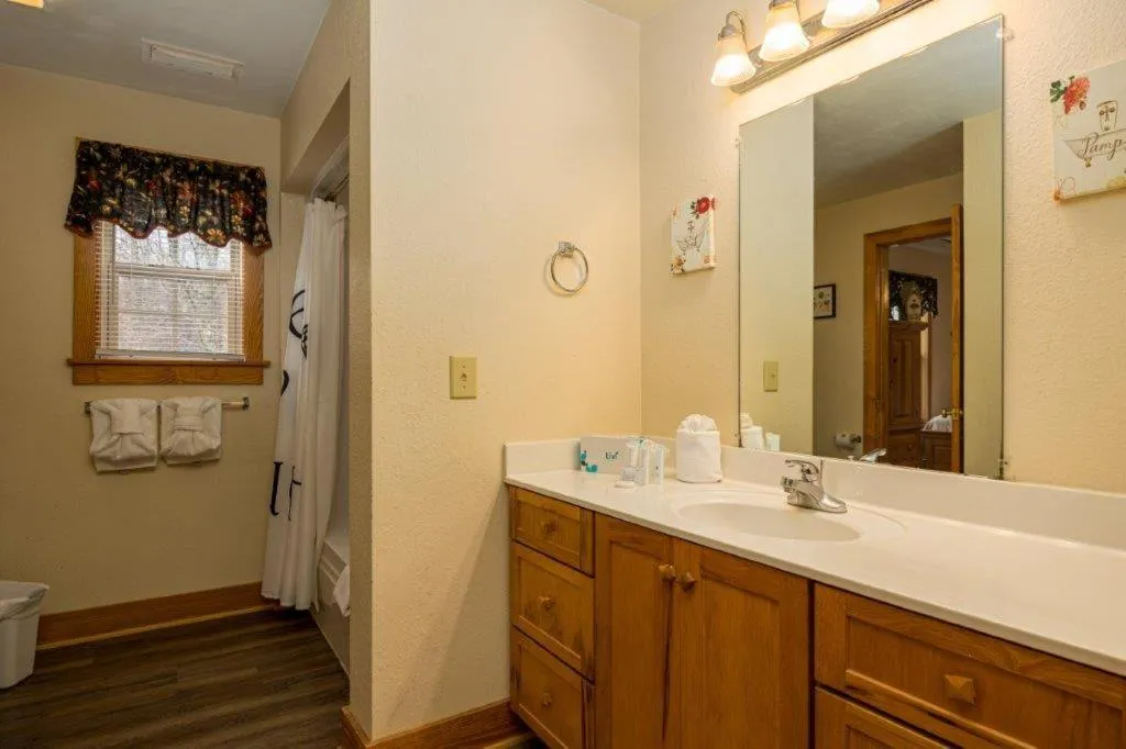 Briarstone Lodge Condo 13C