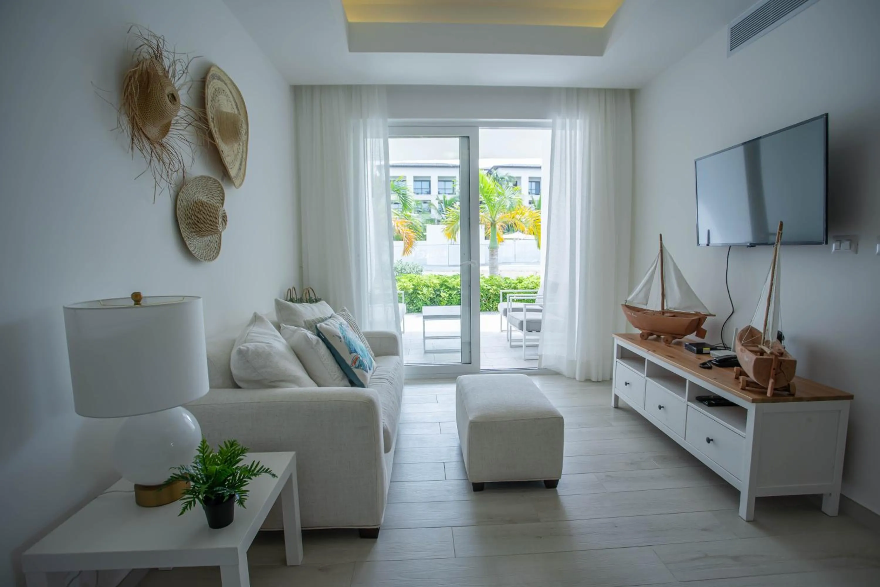 Deluxe One-Bedroom Apartment with Garden View in Xeliter Playa Coral, Bavaro