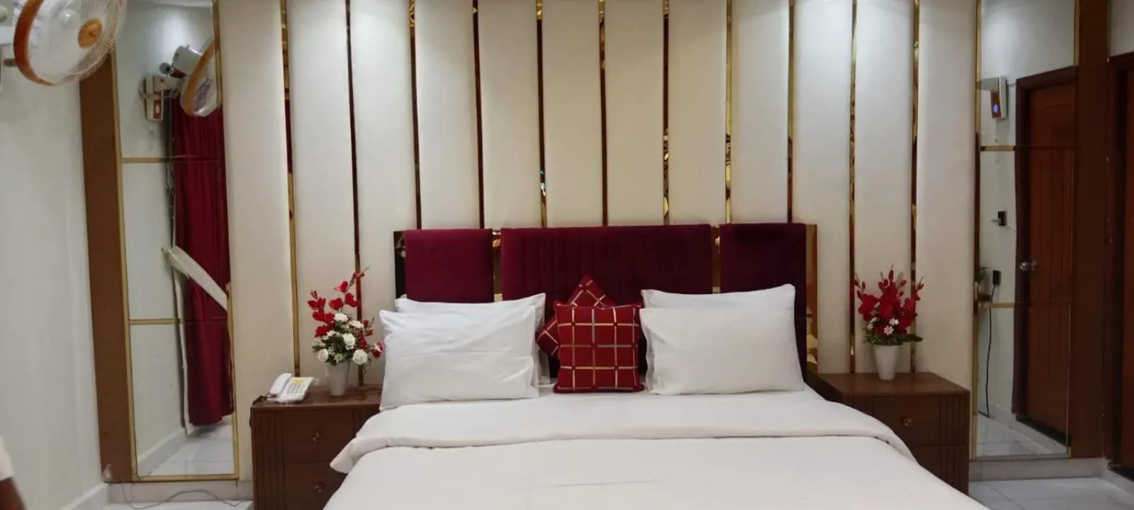 Bed in Diplomat Fort Boutique Hotel