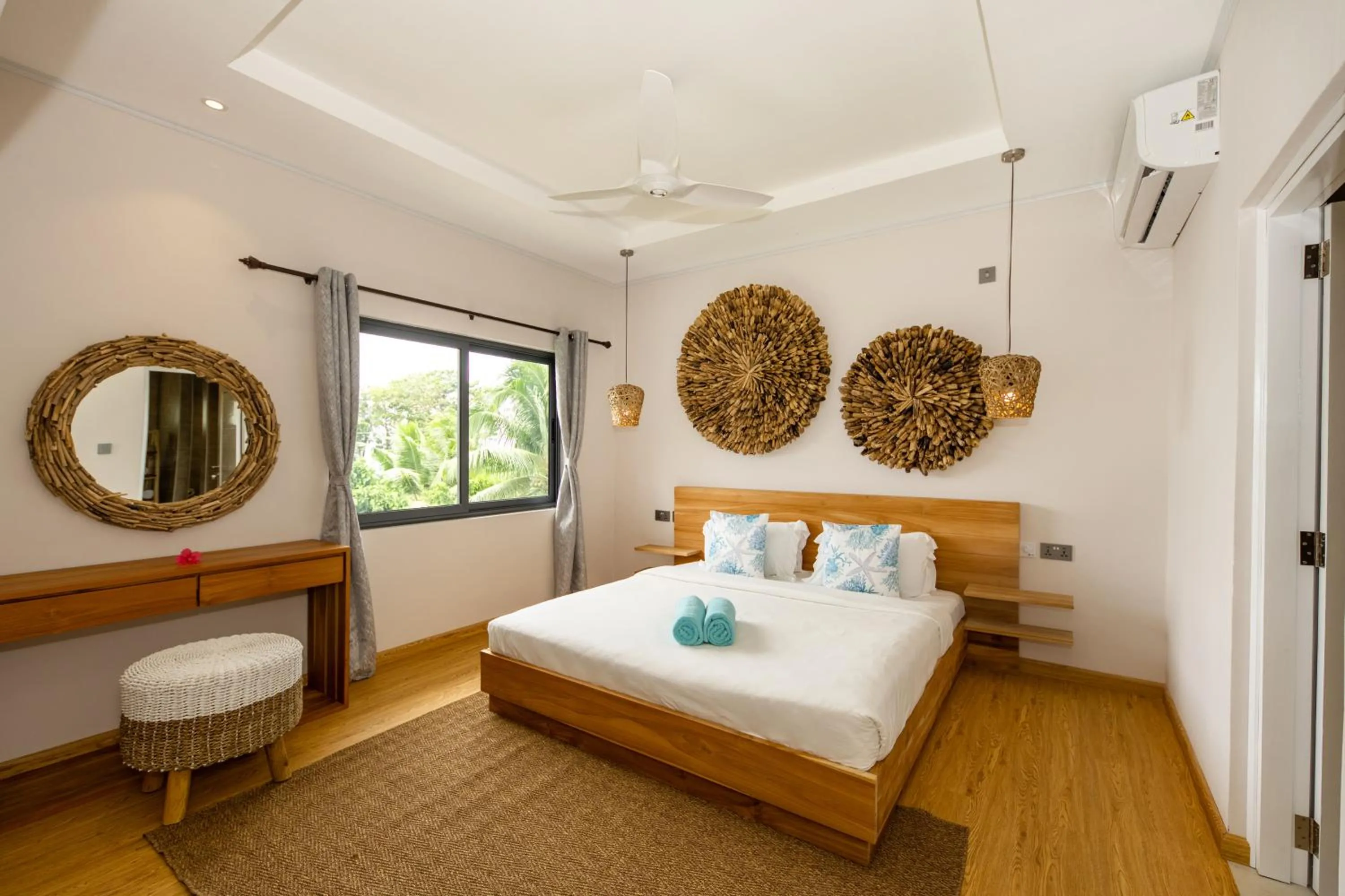 Bed in Anse Boudin Chalets
