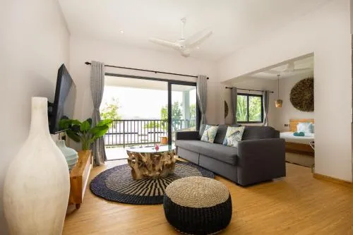 TV and multimedia in Anse Boudin Chalets