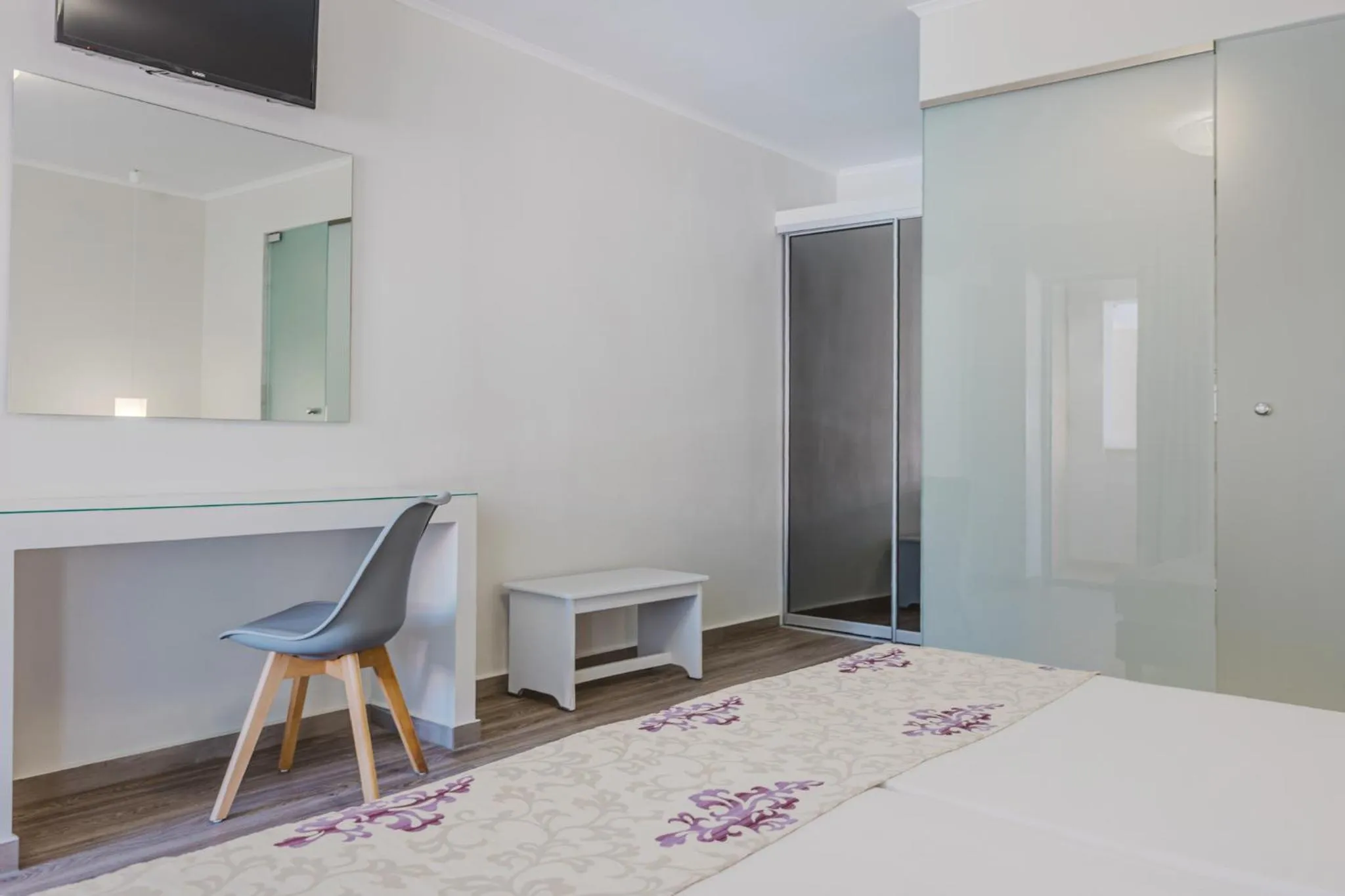 TV and multimedia in Sunrise Zante - Adults Only Hotel