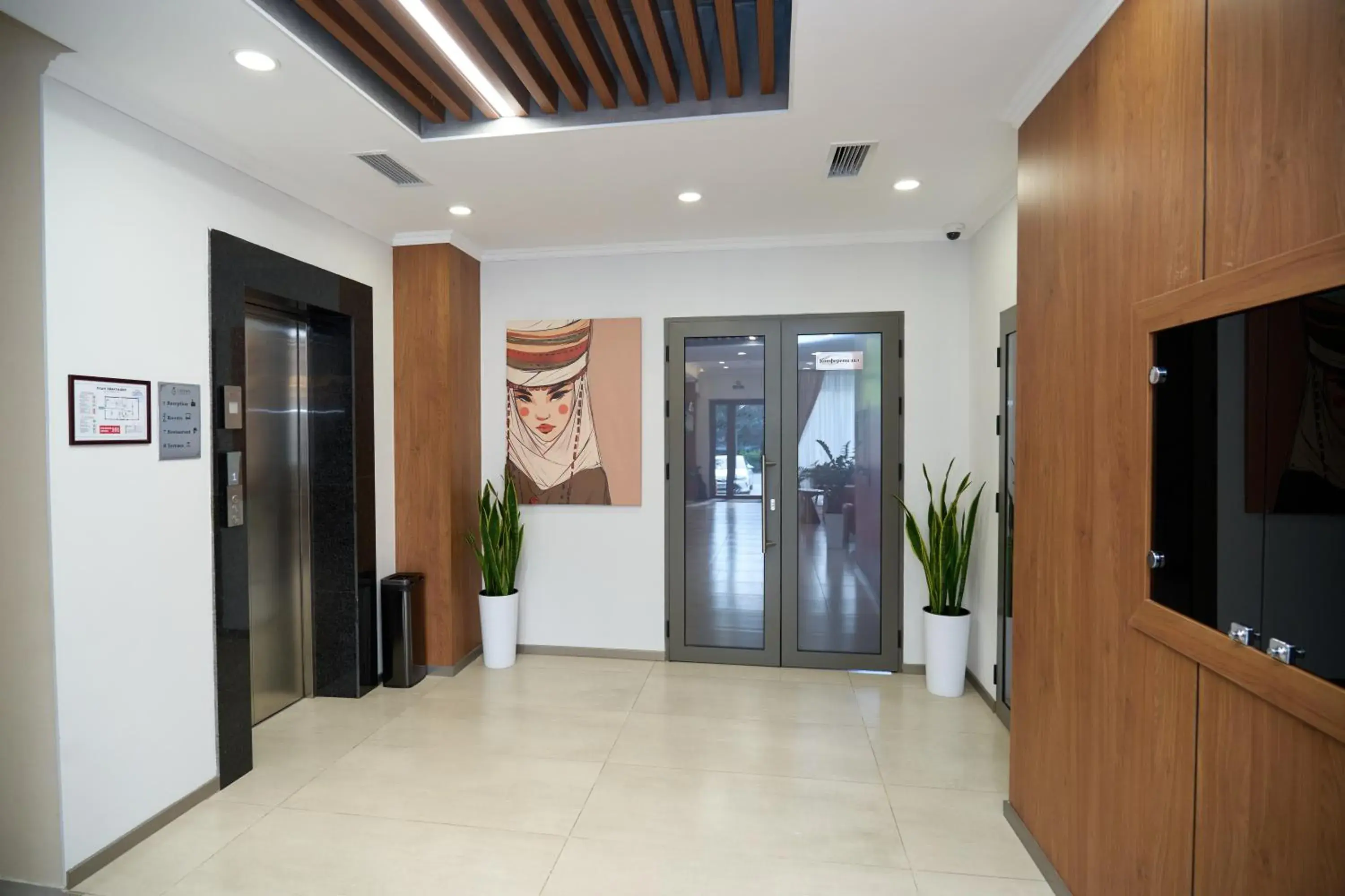 Lobby or reception in Crown Hotel Lobby or reception in Crown Hotel