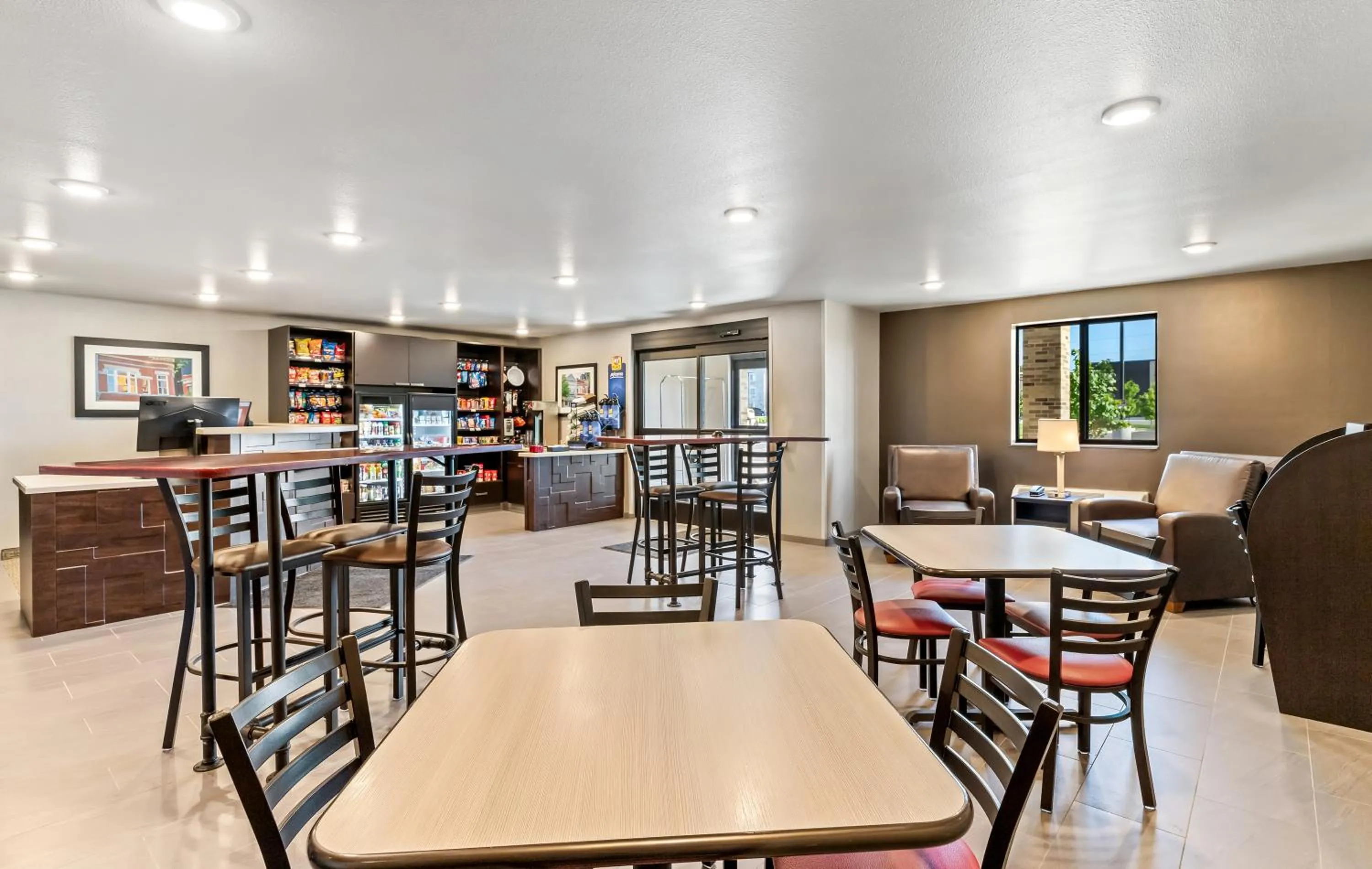 Lobby or reception in My Place Hotel-Bentonville-Rogers, AR