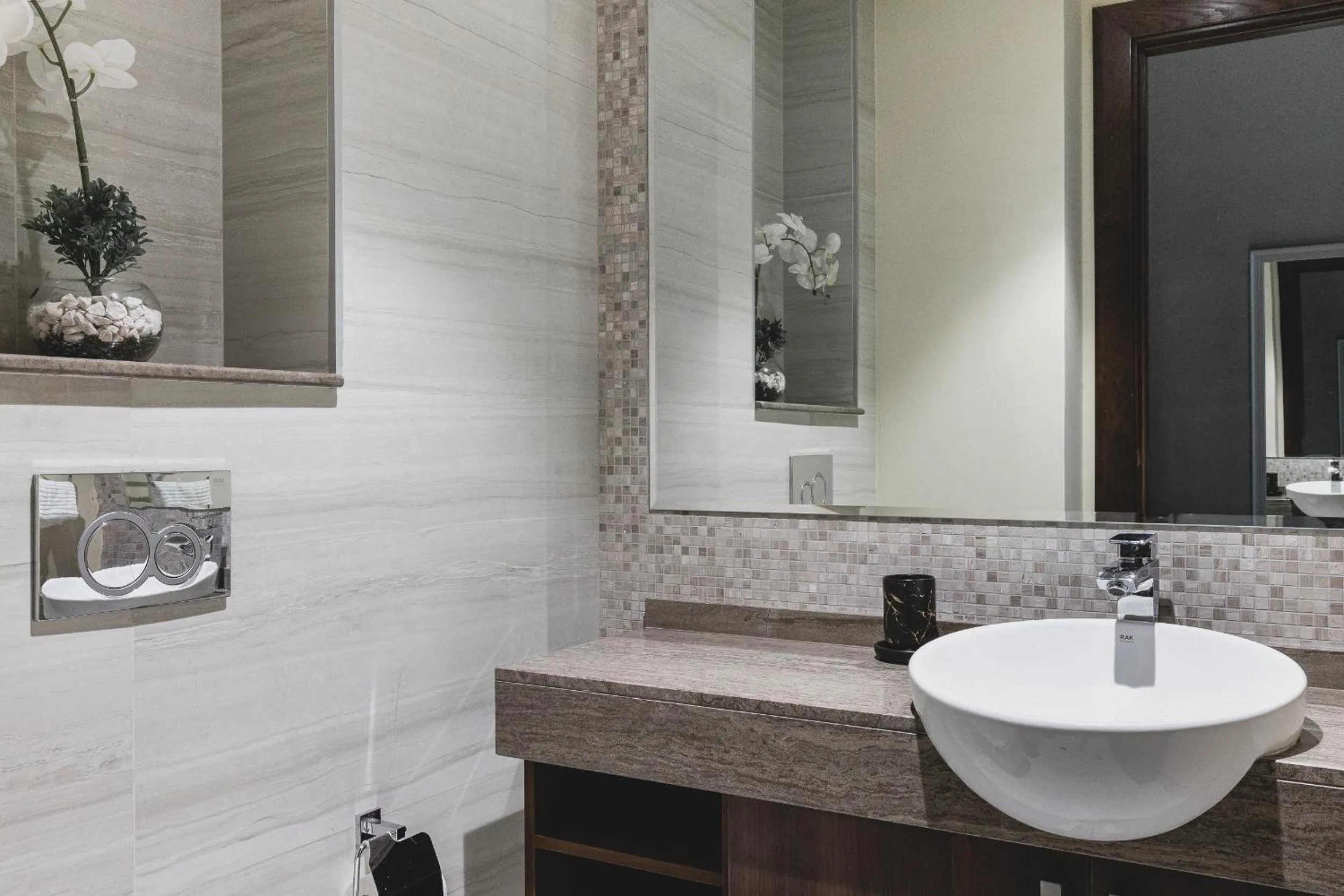 Bathroom in GLOBALSTAY J One Tower Apartments at Pearl of UAE