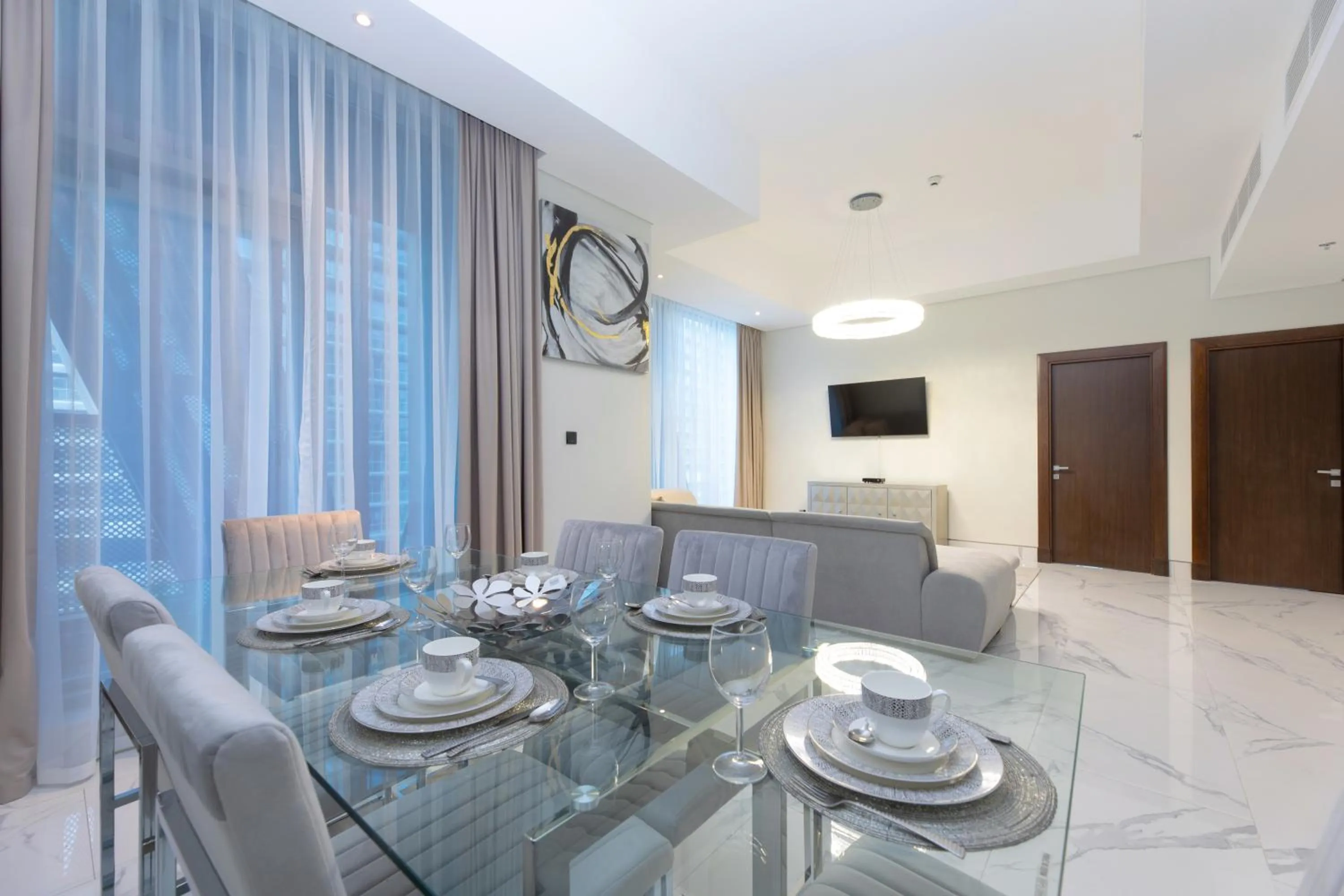 TV and multimedia in GLOBALSTAY J One Tower Apartments at Pearl of UAE