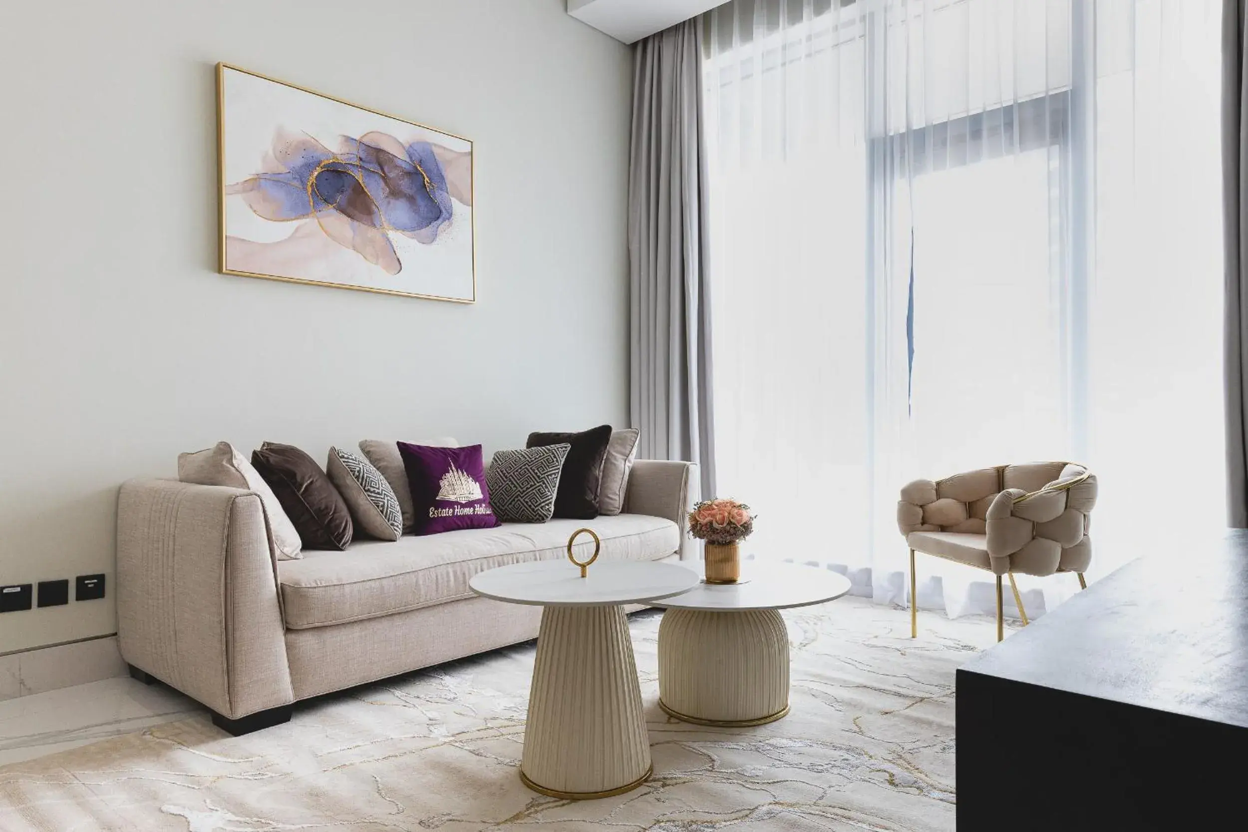 Living room in GLOBALSTAY J One Tower Apartments at Pearl of UAE Living room in GLOBALSTAY J One Tower Apartments at Pearl of UAE