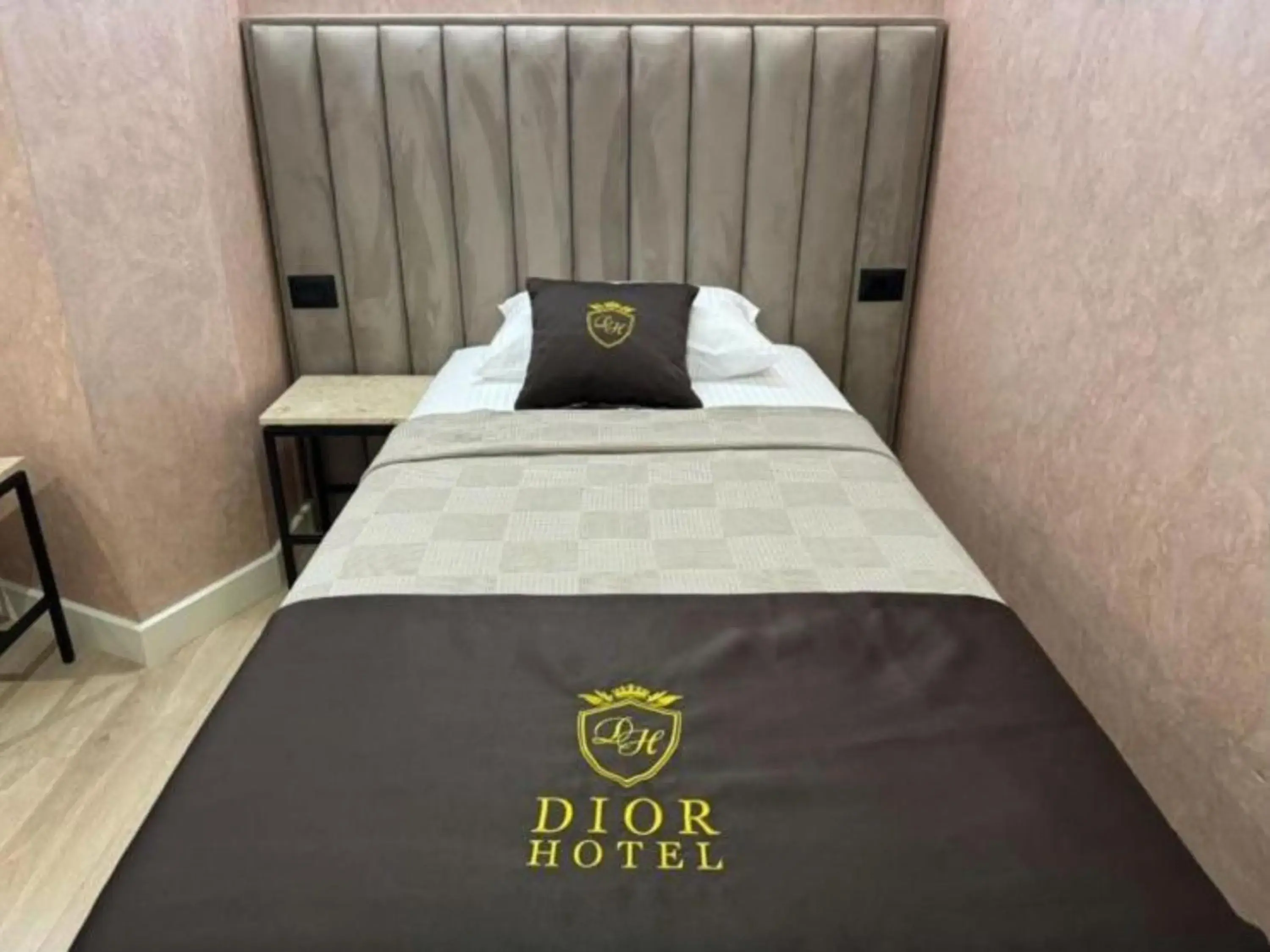 Bed in Hotel Dior Bed in Hotel Dior