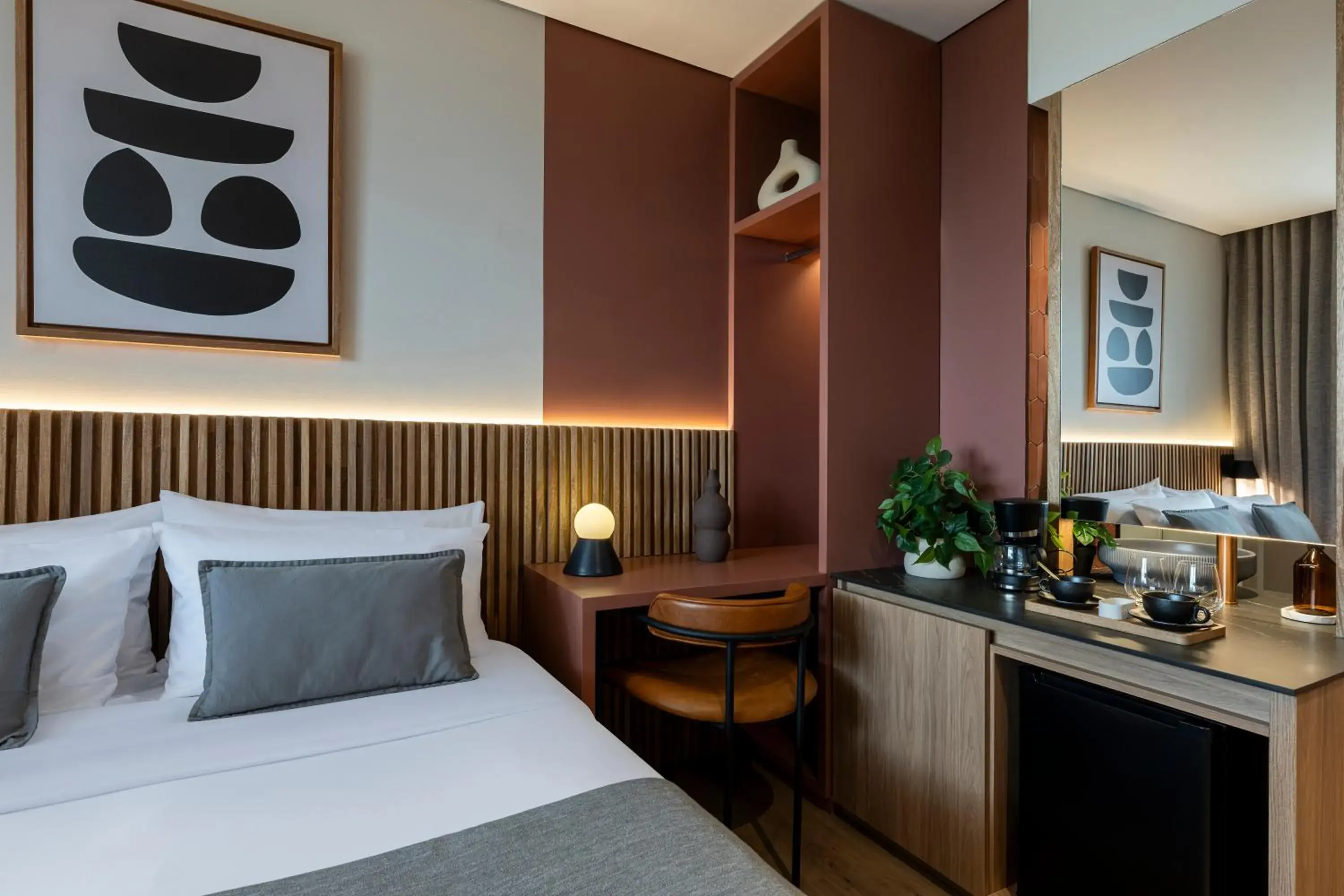 Photo of the whole room, Bed in Heiss Hotel By Jalo Photo of the whole room, Bed in Heiss Hotel By Jalo