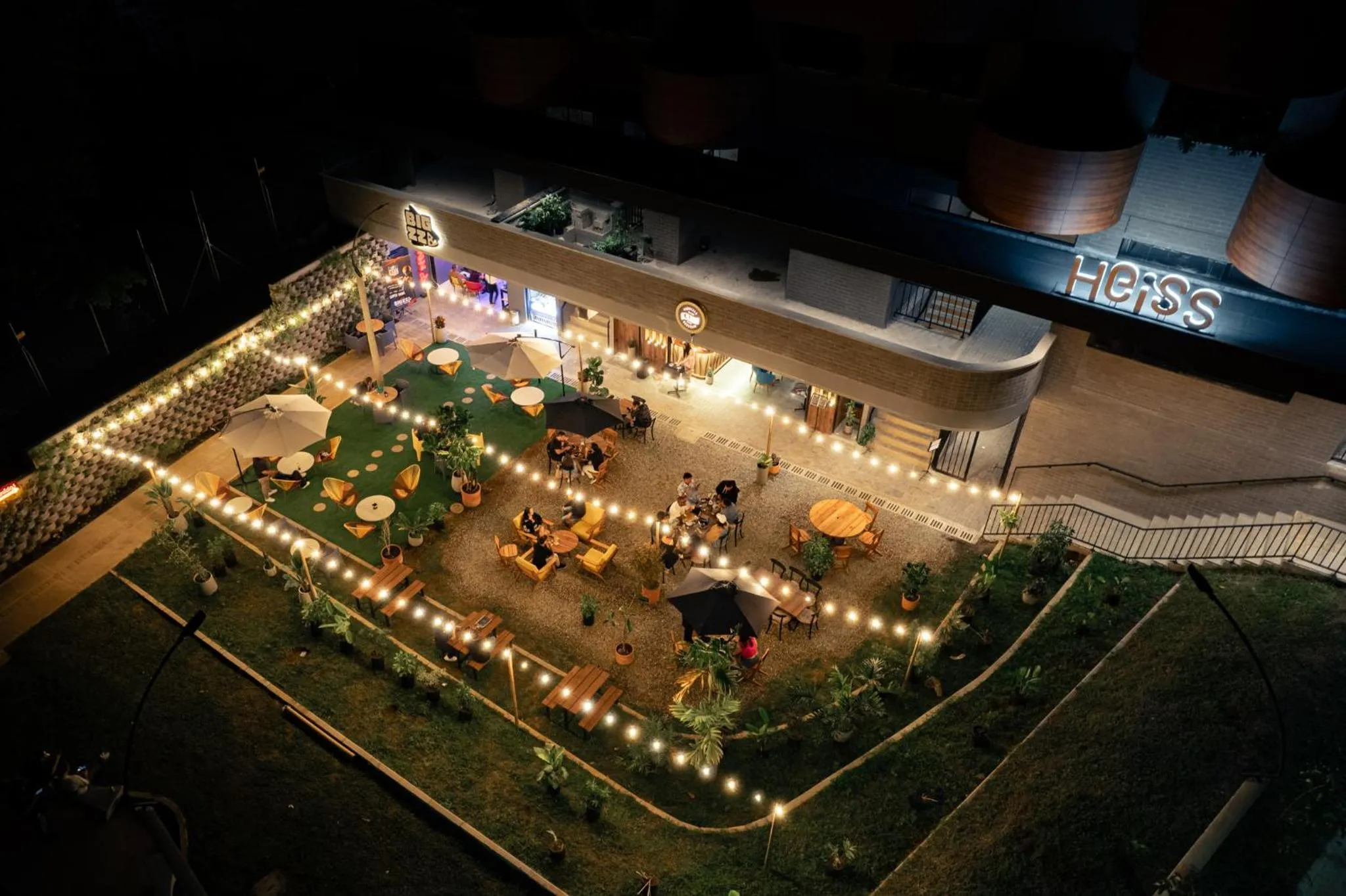 Night in Heiss Hotel By Jalo