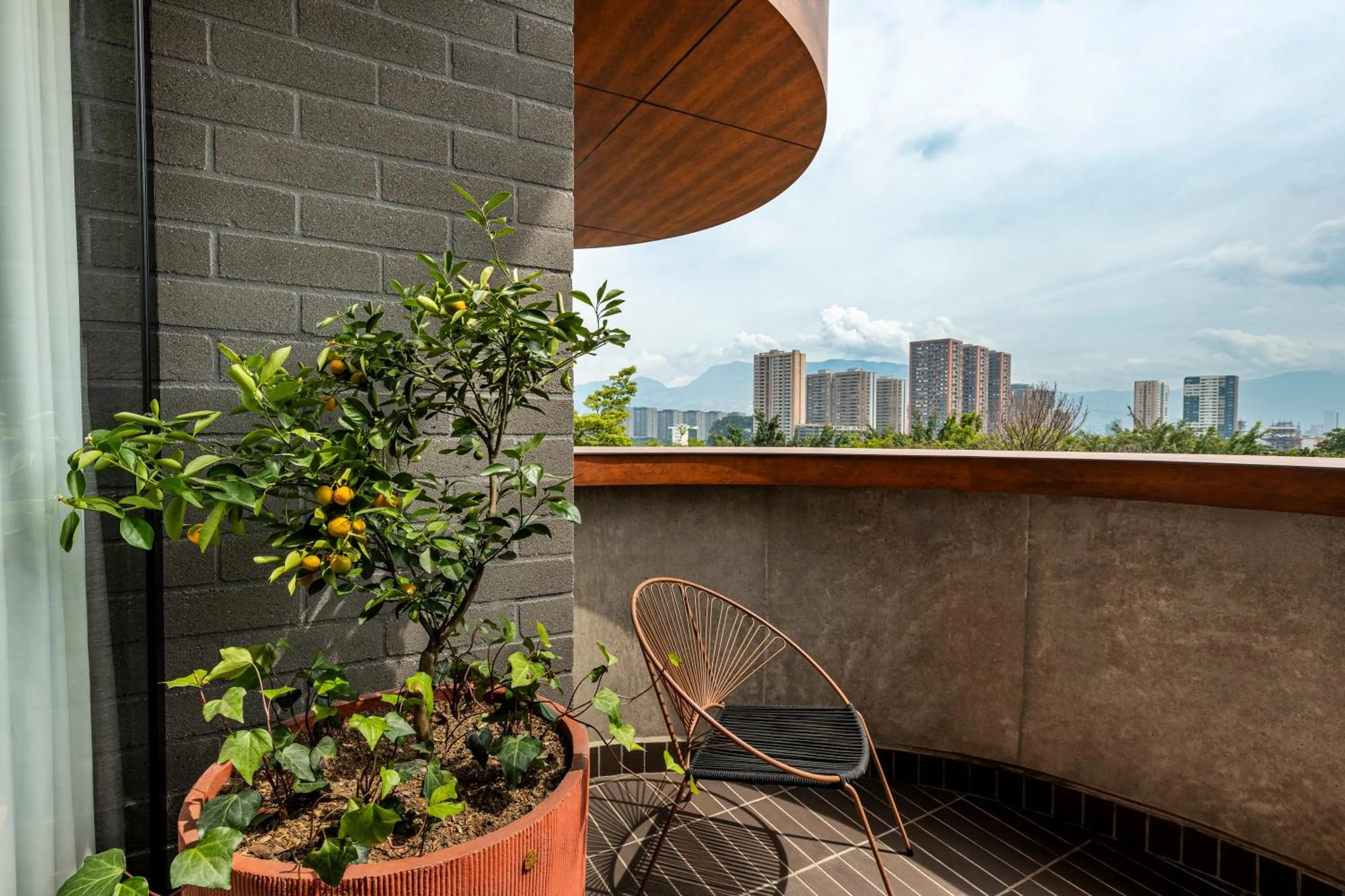 Day in Heiss Hotel By Jalo