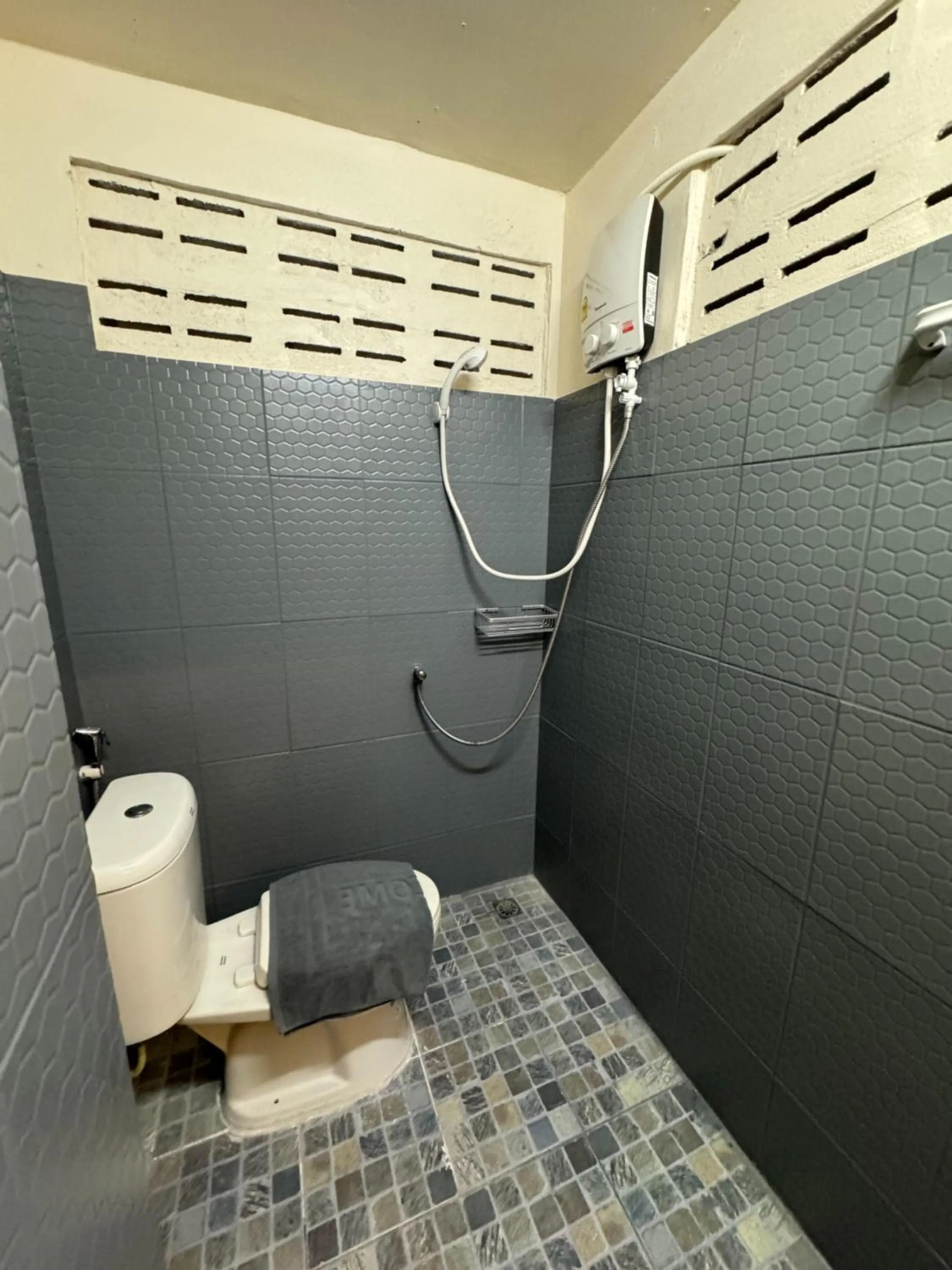 Bathroom in Leng Guest House