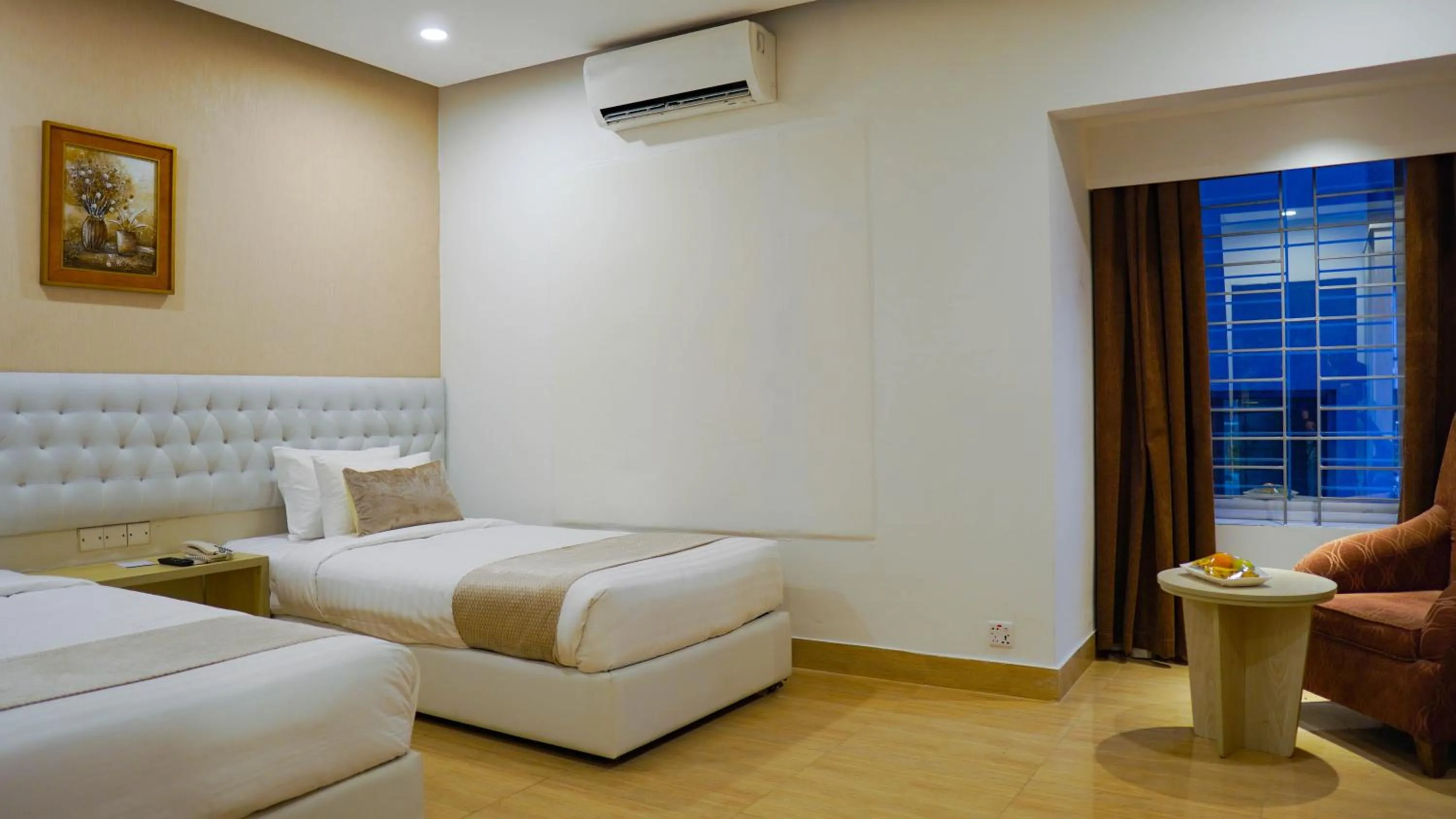 City view, Bed in Grand Vistana