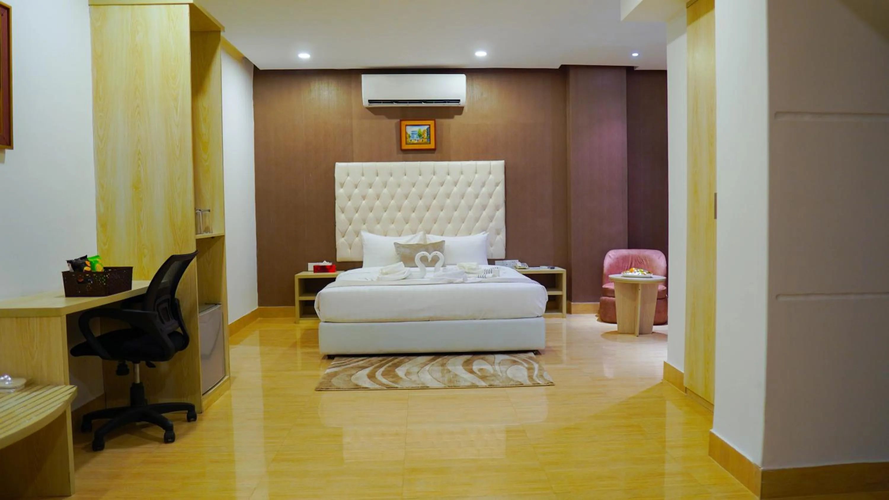 Bed in Grand Vistana