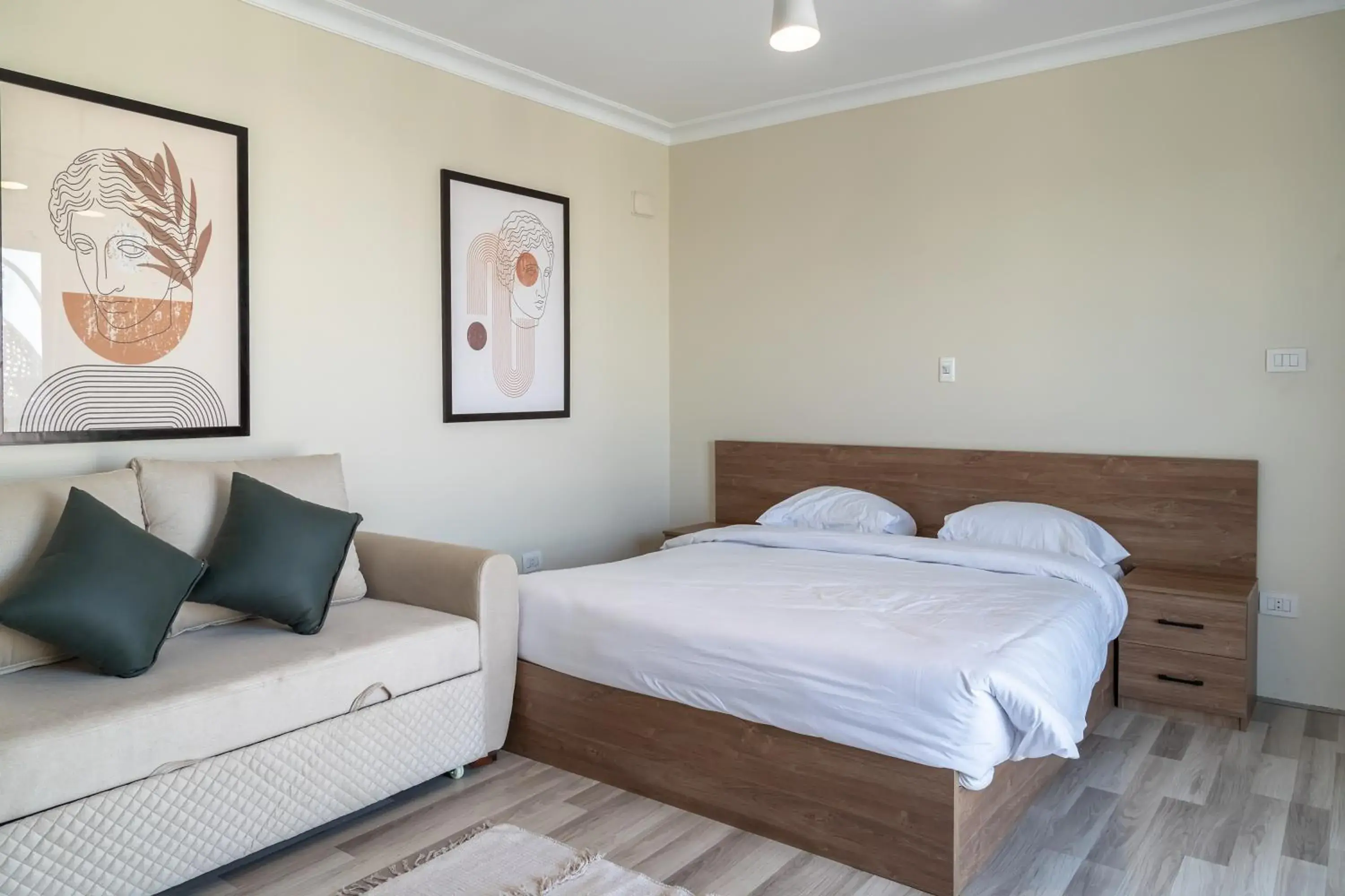 Studio with Terrace - single occupancy in Settle Inn Sodic Eastown Studio Studio with Terrace - single occupancy in Settle Inn Sodic Eastown Studio