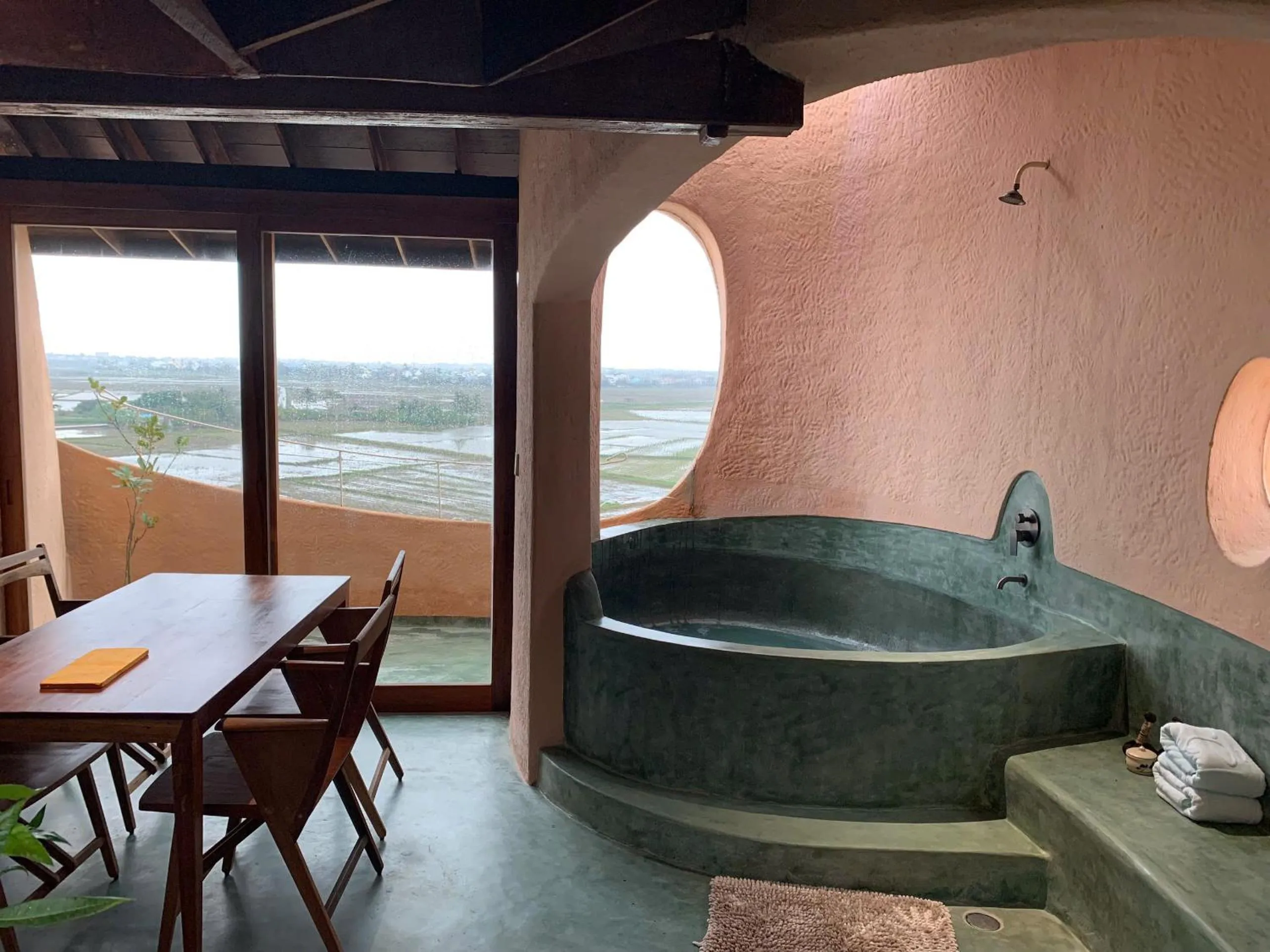 Bath in Reu Boutique Hotel