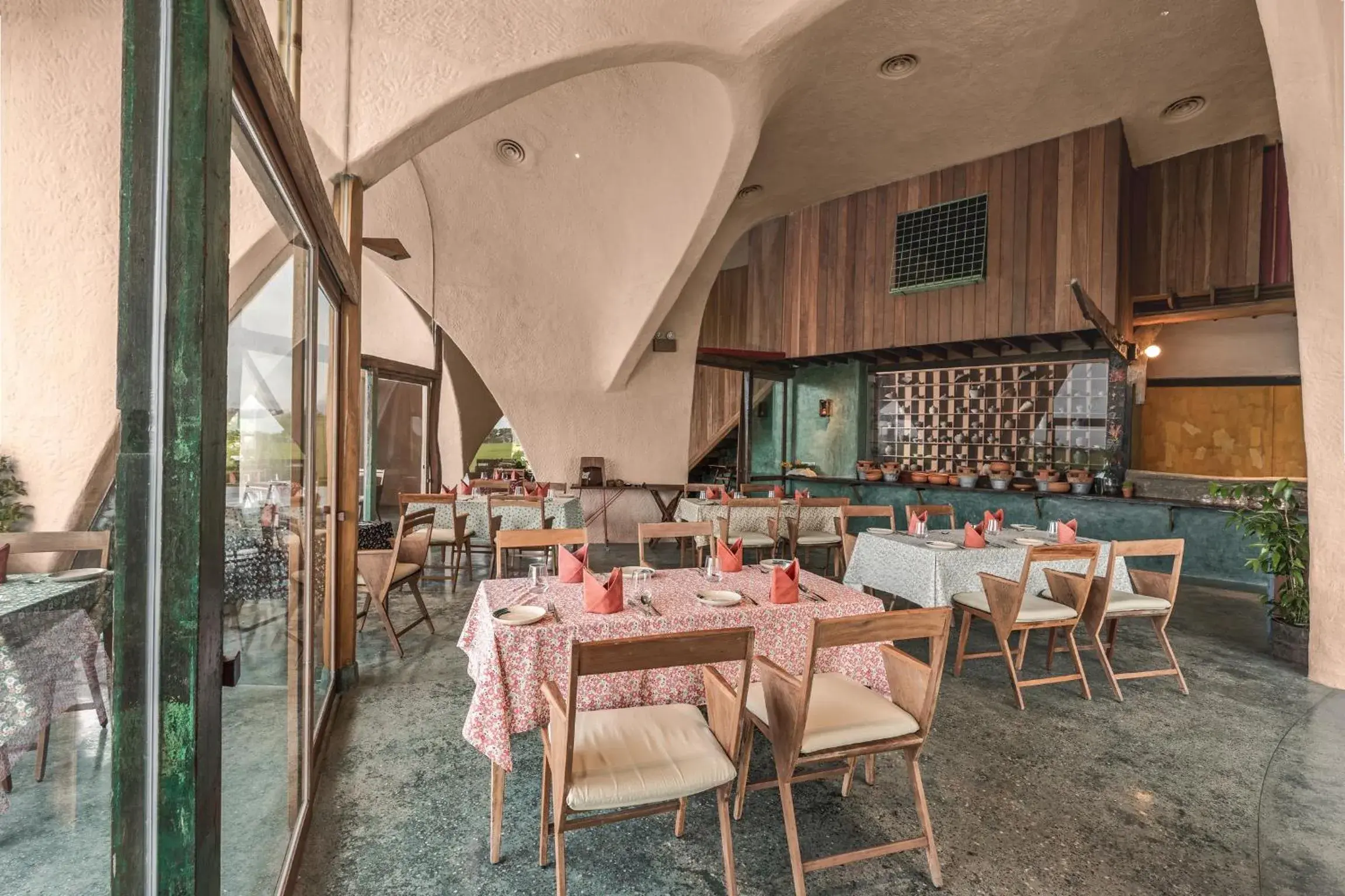 Restaurant/places to eat in Reu Boutique Hotel Restaurant/places to eat in Reu Boutique Hotel