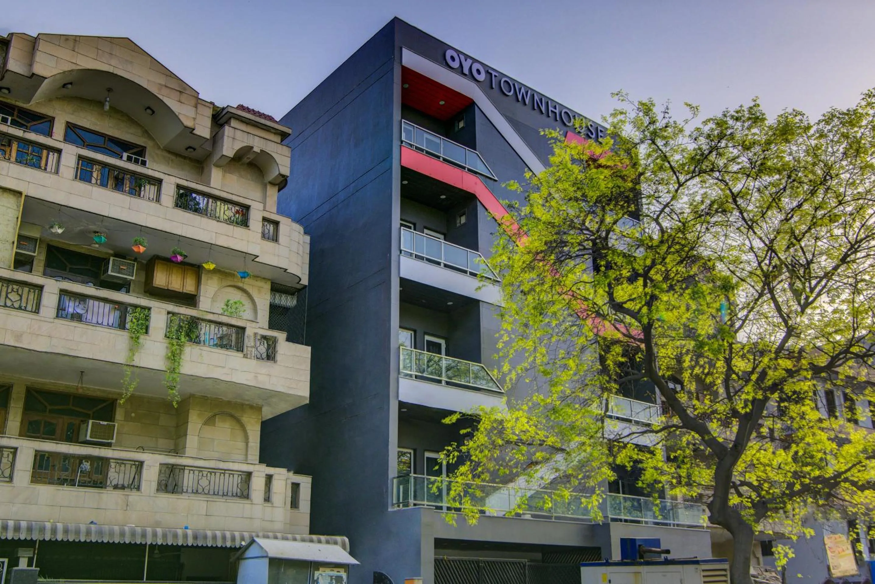 Facade/entrance in Townhouse 094 HOTEL MORO