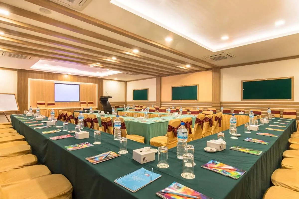 Park Safari Resort, Chitwan National Park